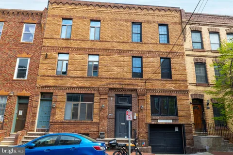 319 Monroe Street Unit 2, Philadelphia, PA MLS: PAPH2471194