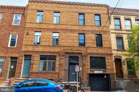 319 MONROE STREET 2 PHILADELPHIA PA 19147