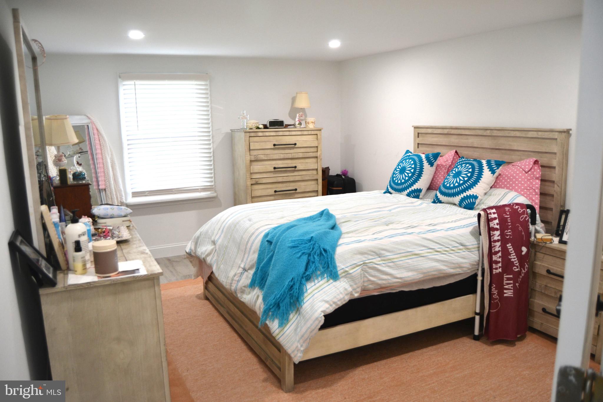 POTNETS COVESIDE - Residential