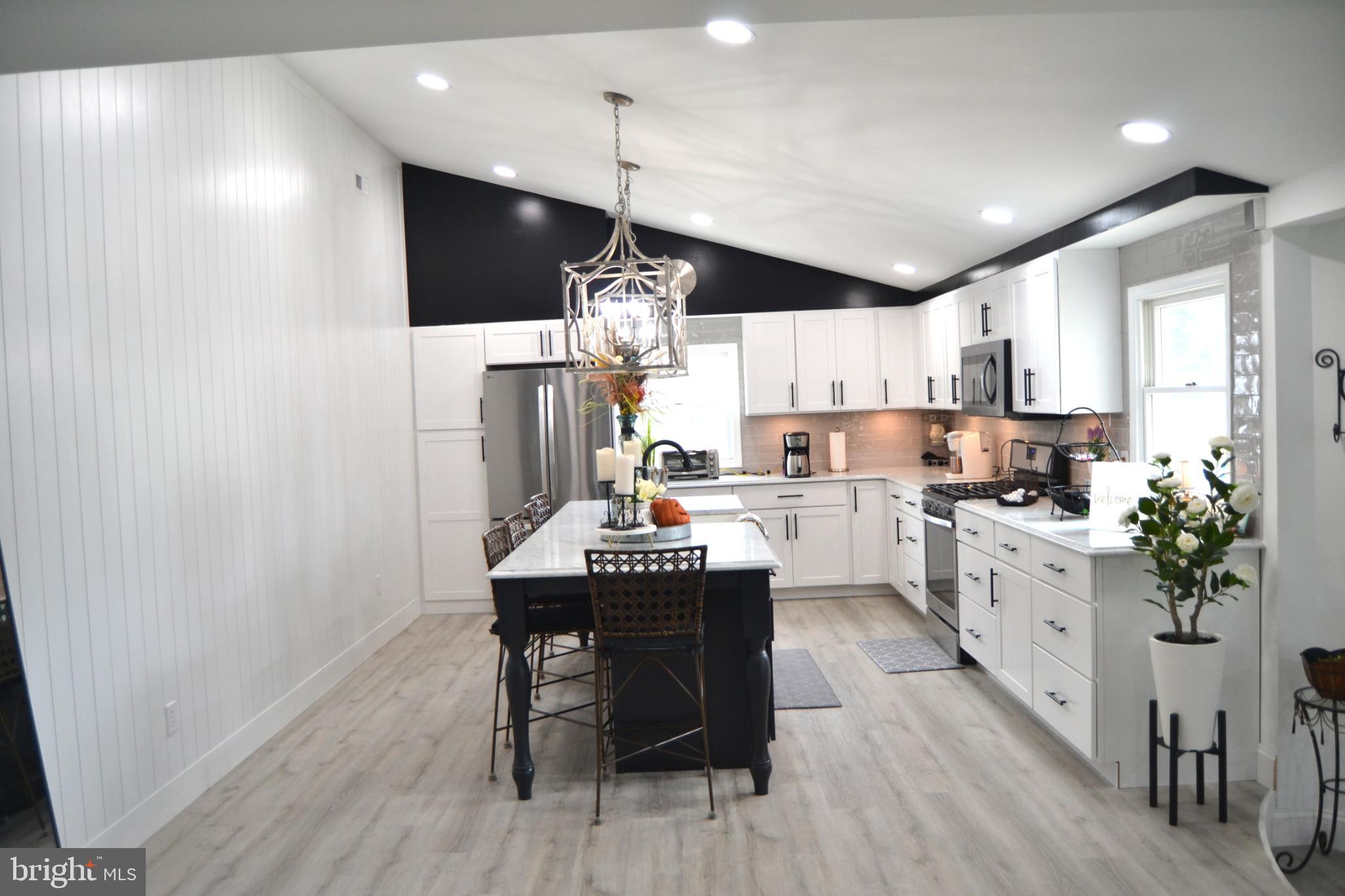 POTNETS COVESIDE - Residential