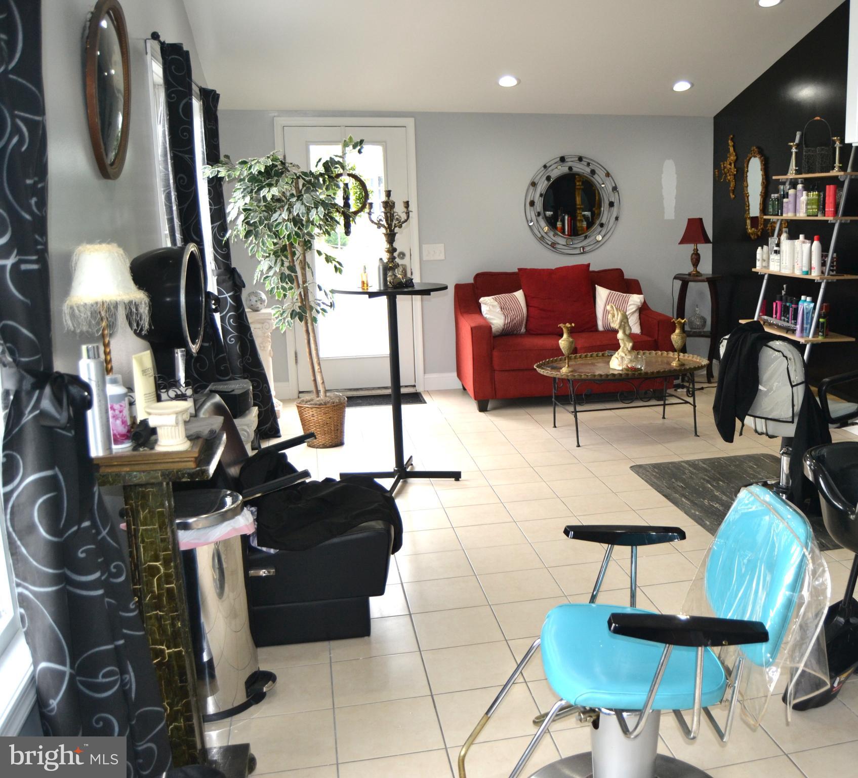 POTNETS COVESIDE - Residential