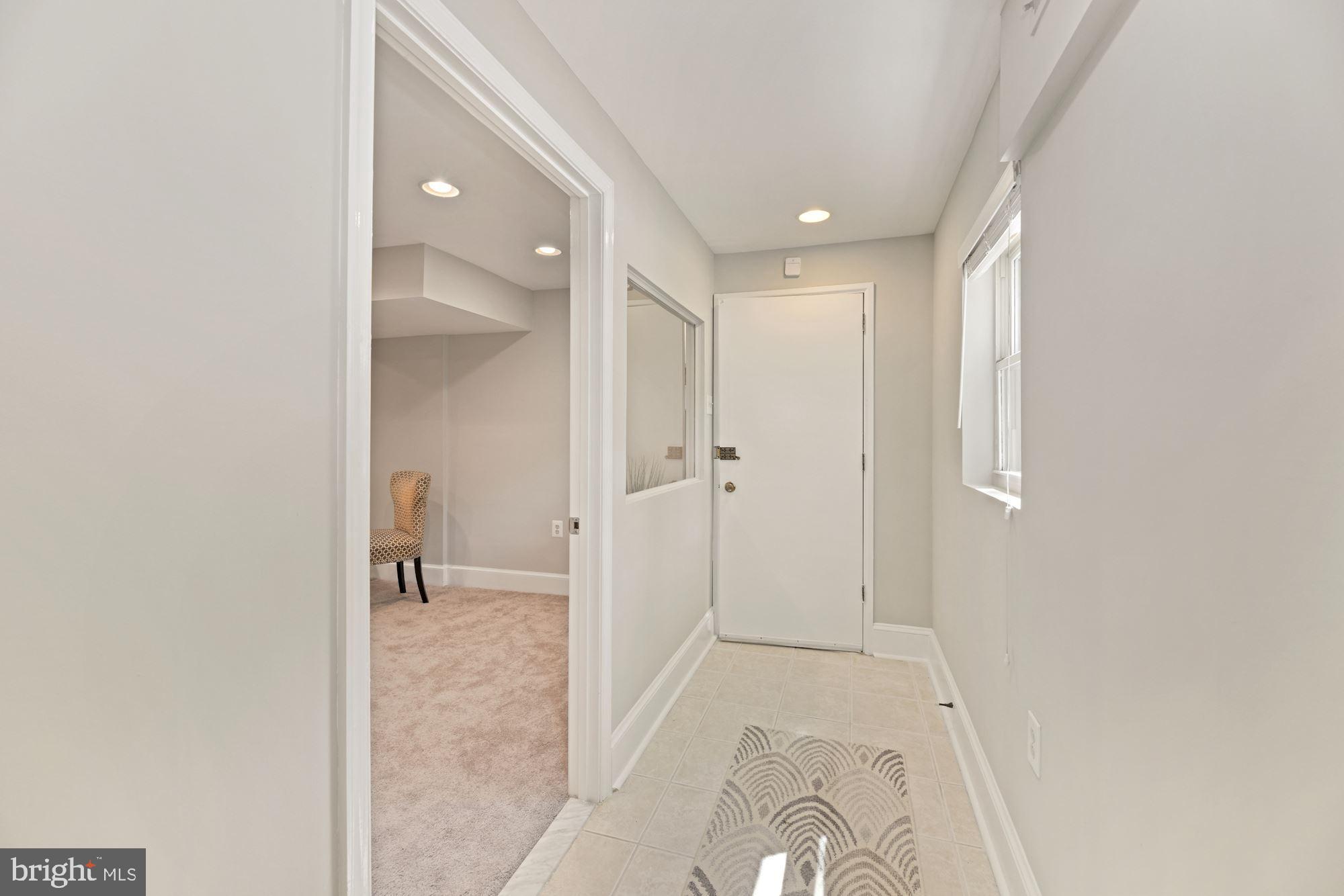 LEE HEIGHTS - Residential