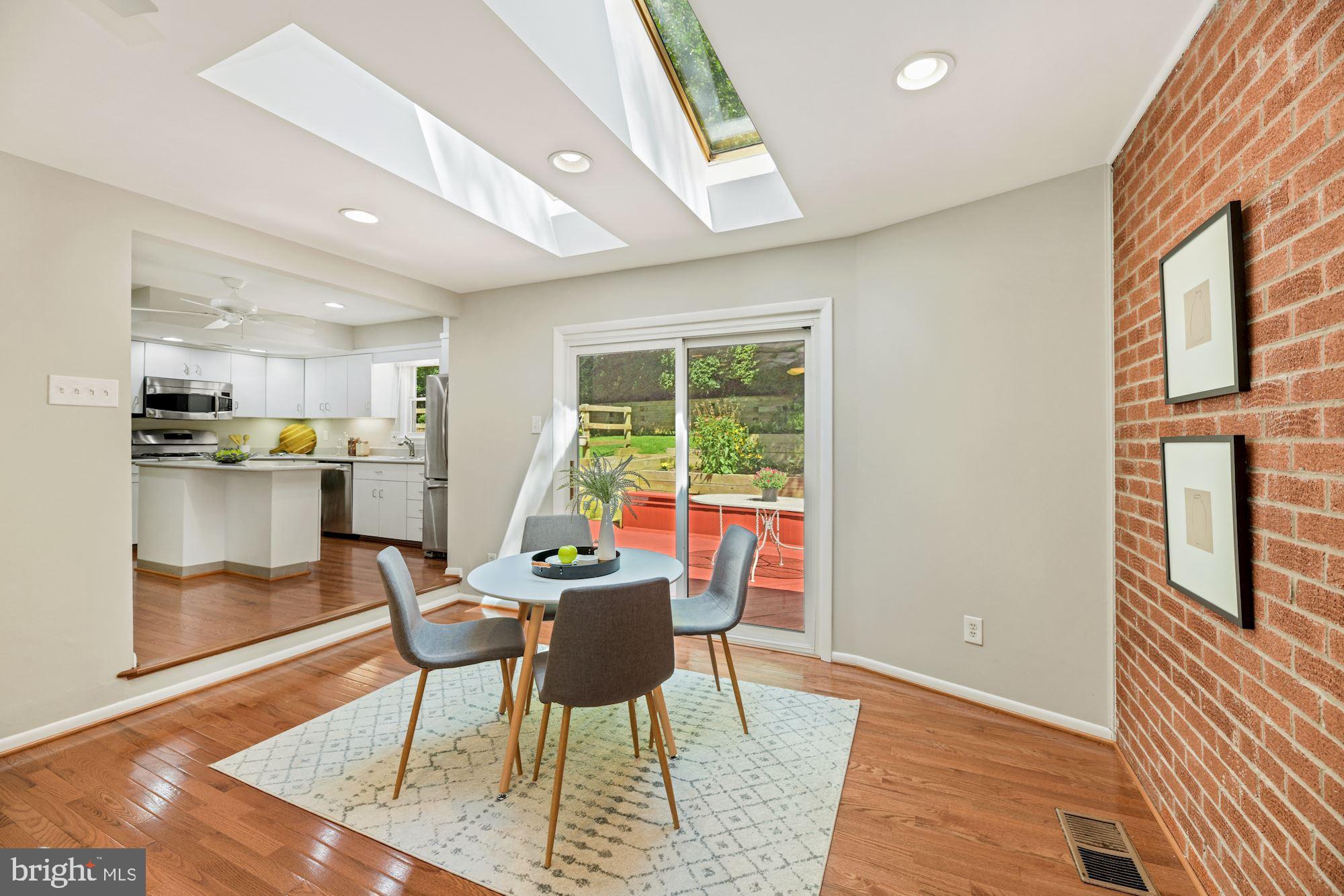 LEE HEIGHTS - Residential