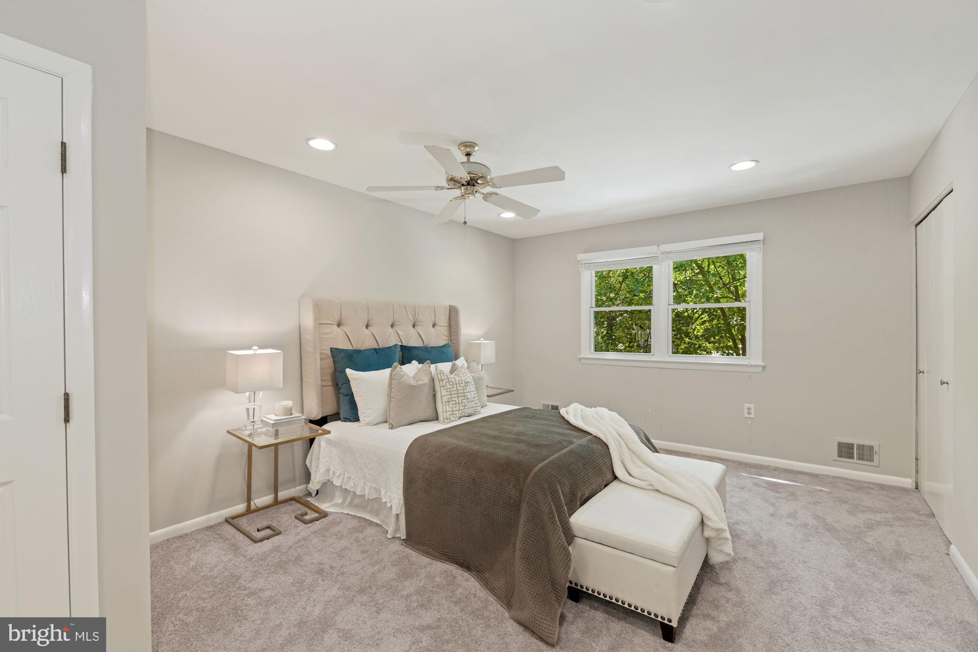 LEE HEIGHTS - Residential