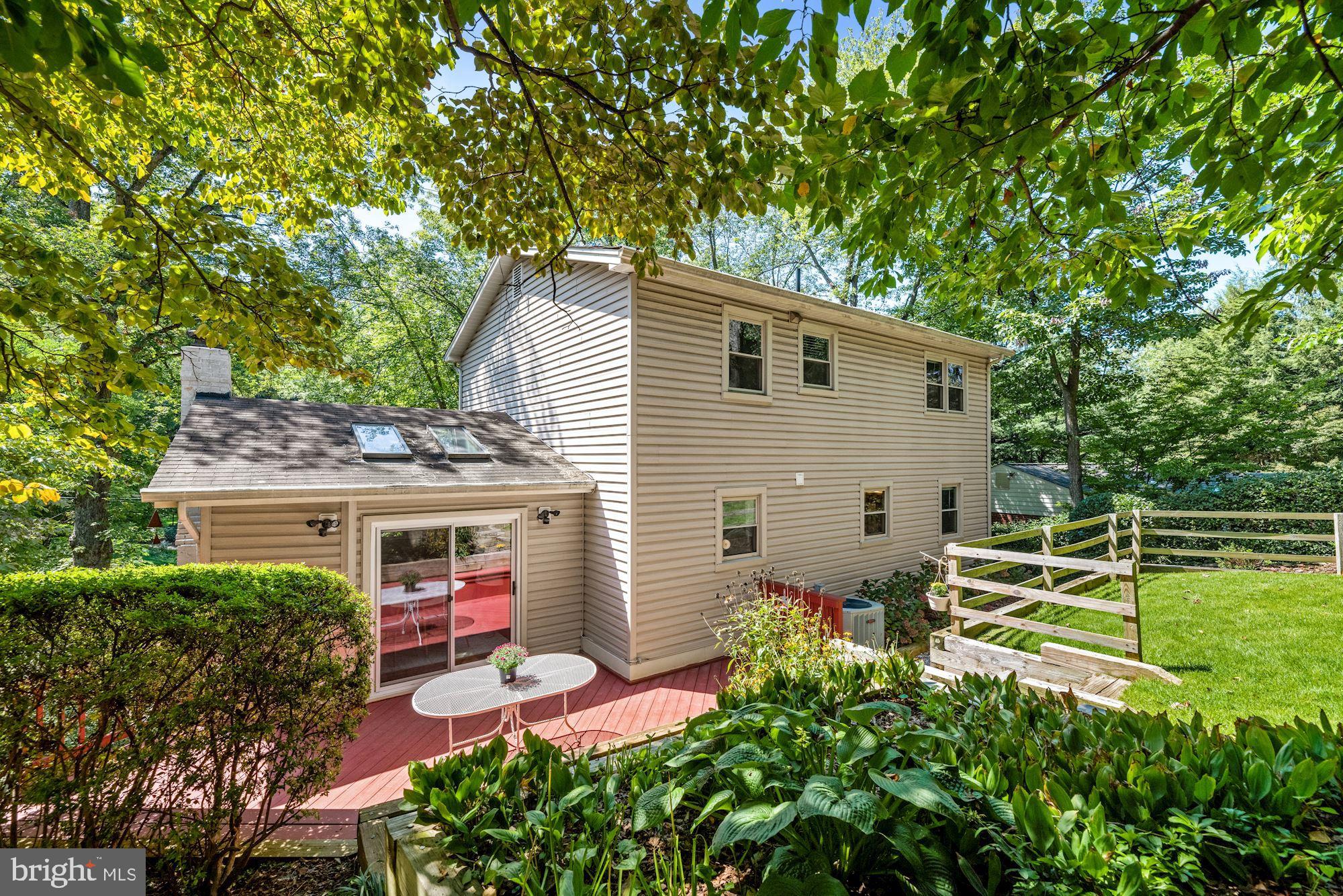 LEE HEIGHTS - Residential