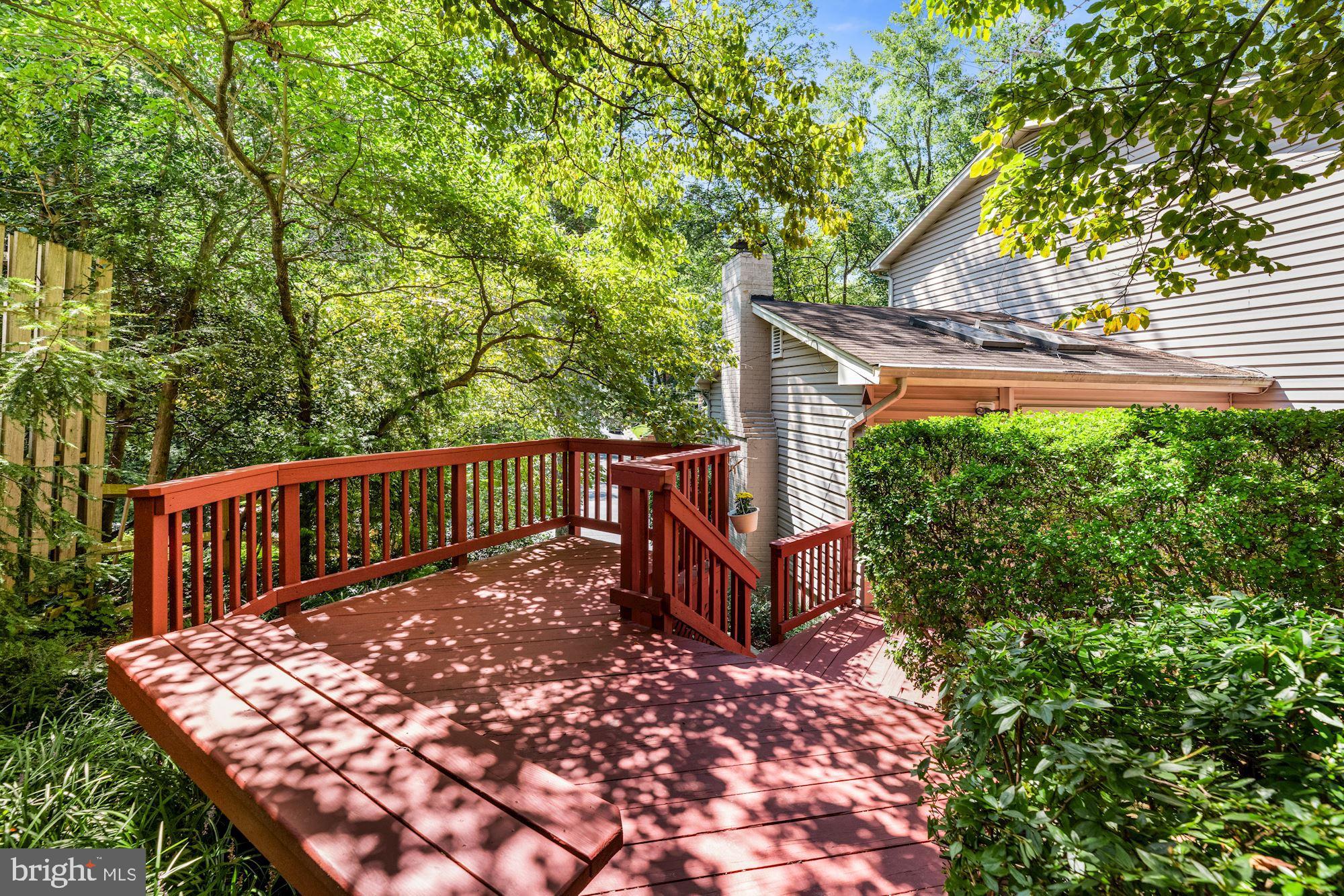 LEE HEIGHTS - Residential