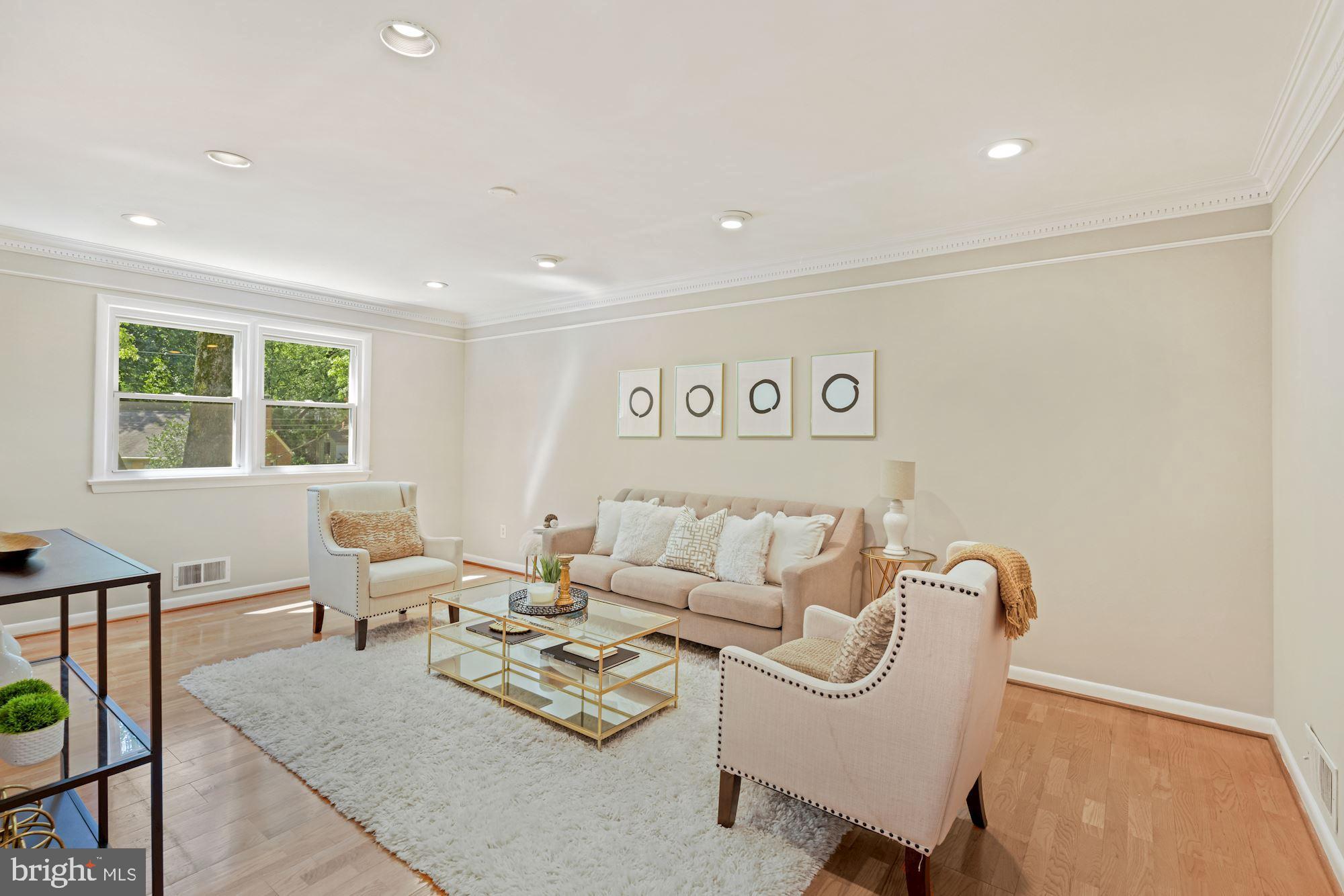 LEE HEIGHTS - Residential