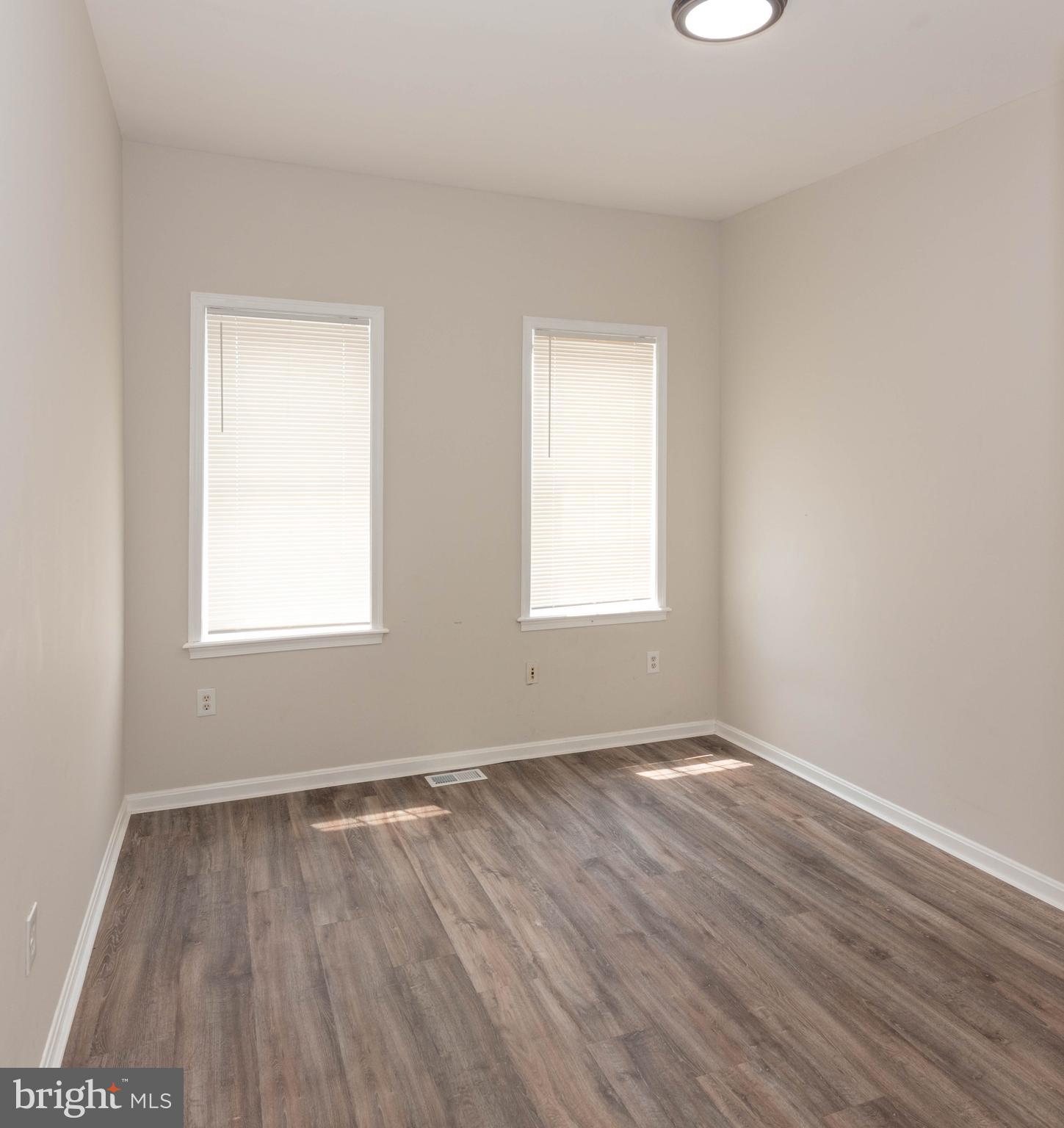 HIGHLANDTOWN - Residential