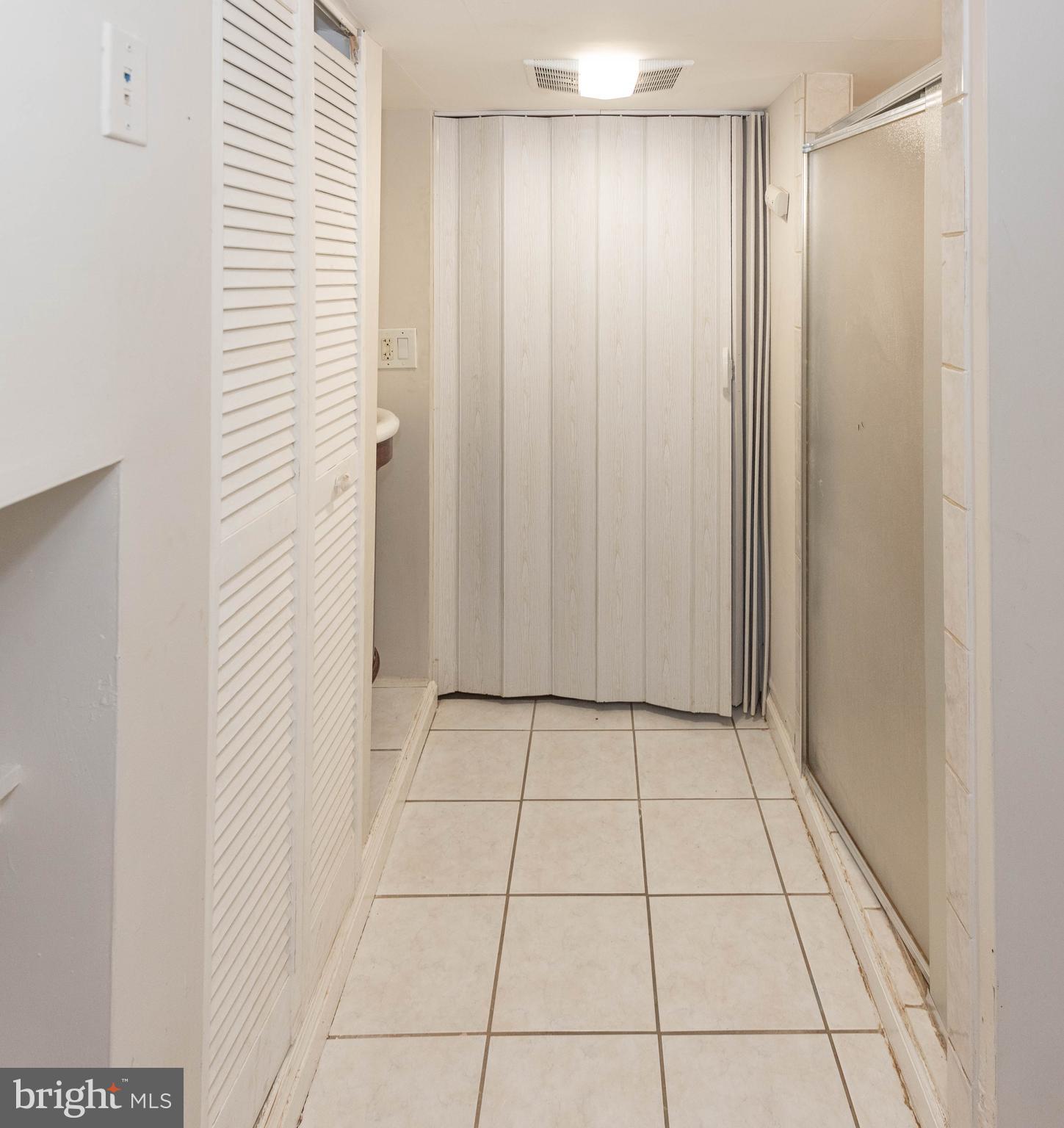 HIGHLANDTOWN - Residential
