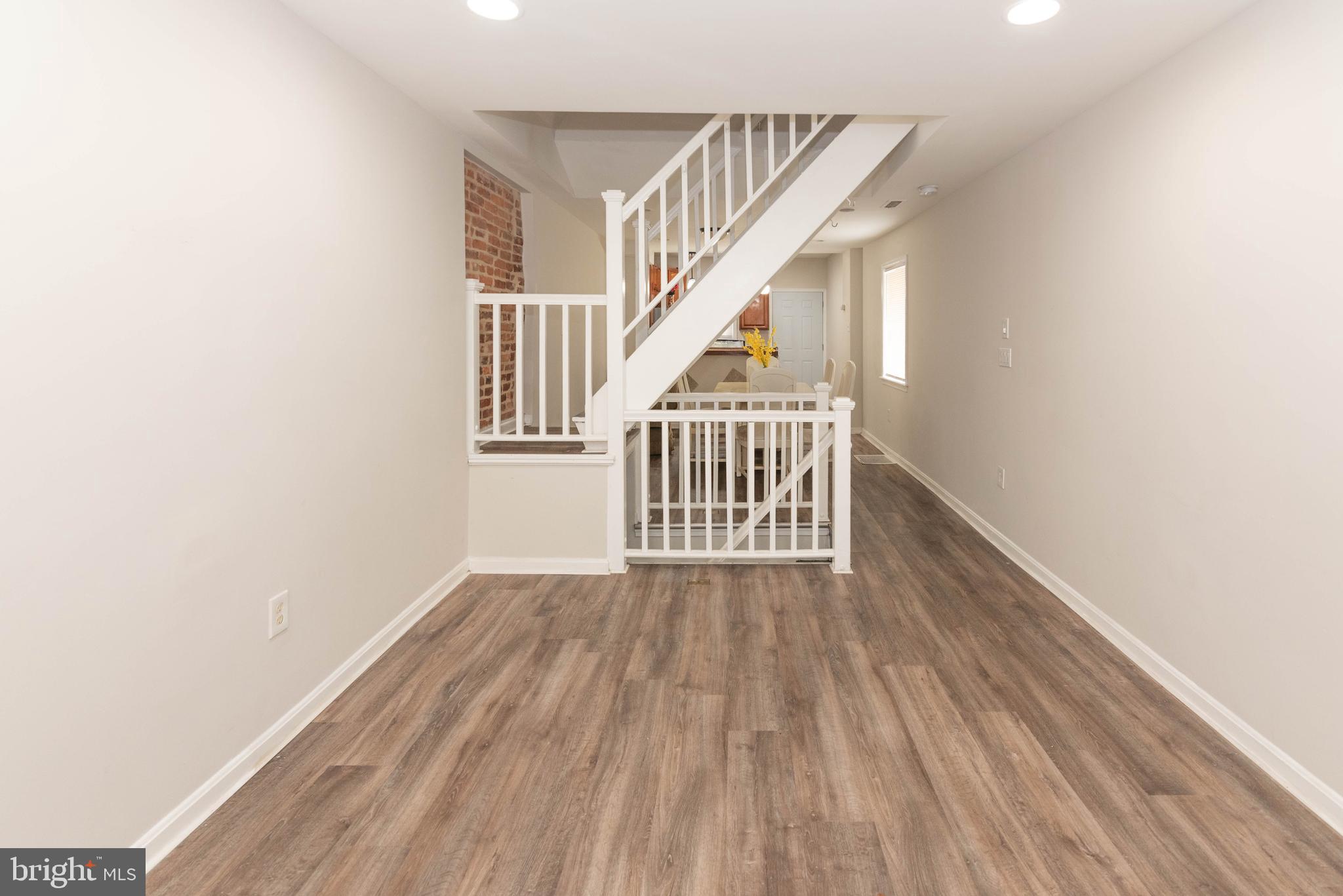 HIGHLANDTOWN - Residential