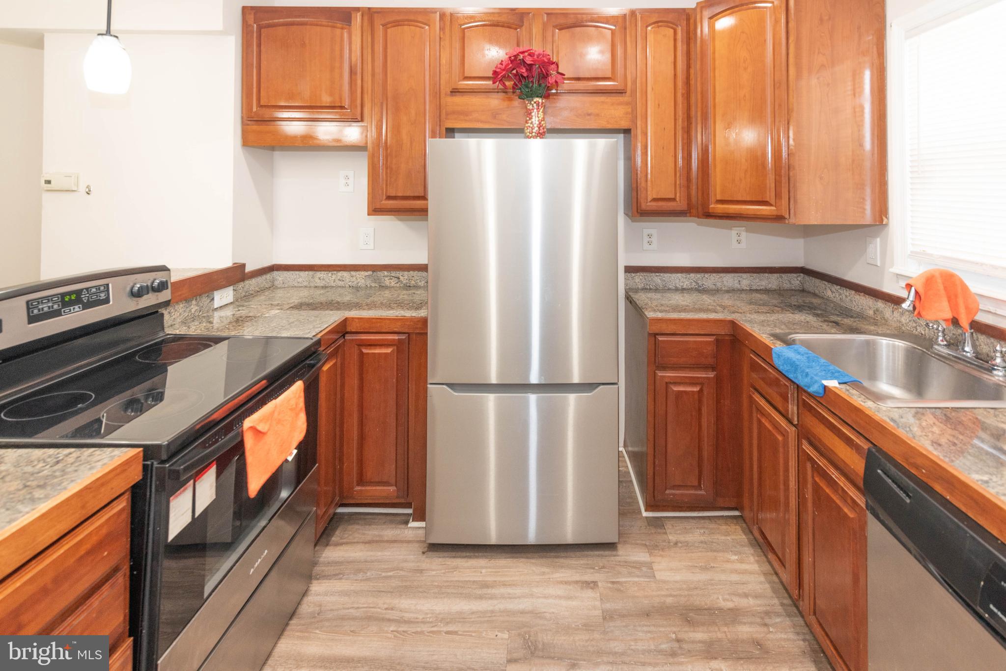HIGHLANDTOWN - Residential