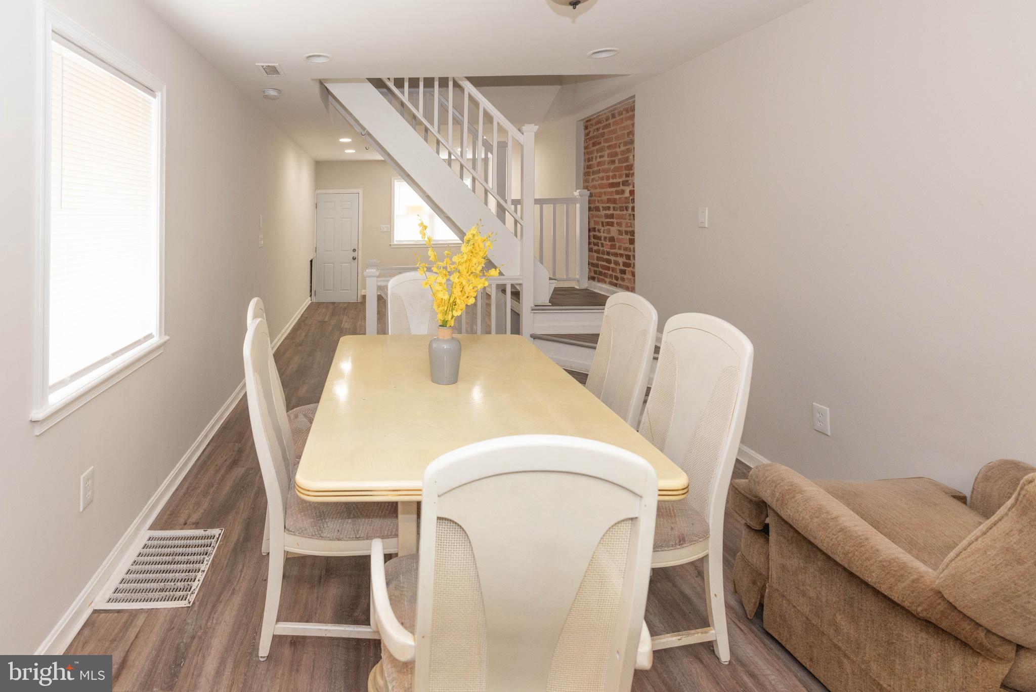 HIGHLANDTOWN - Residential