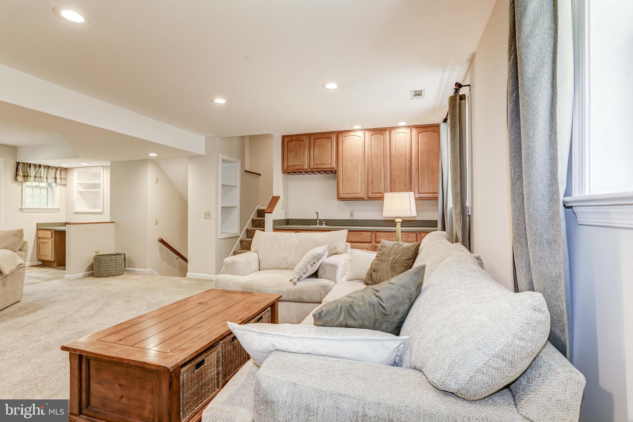 CLARKSBURG OUTSIDE - Residential