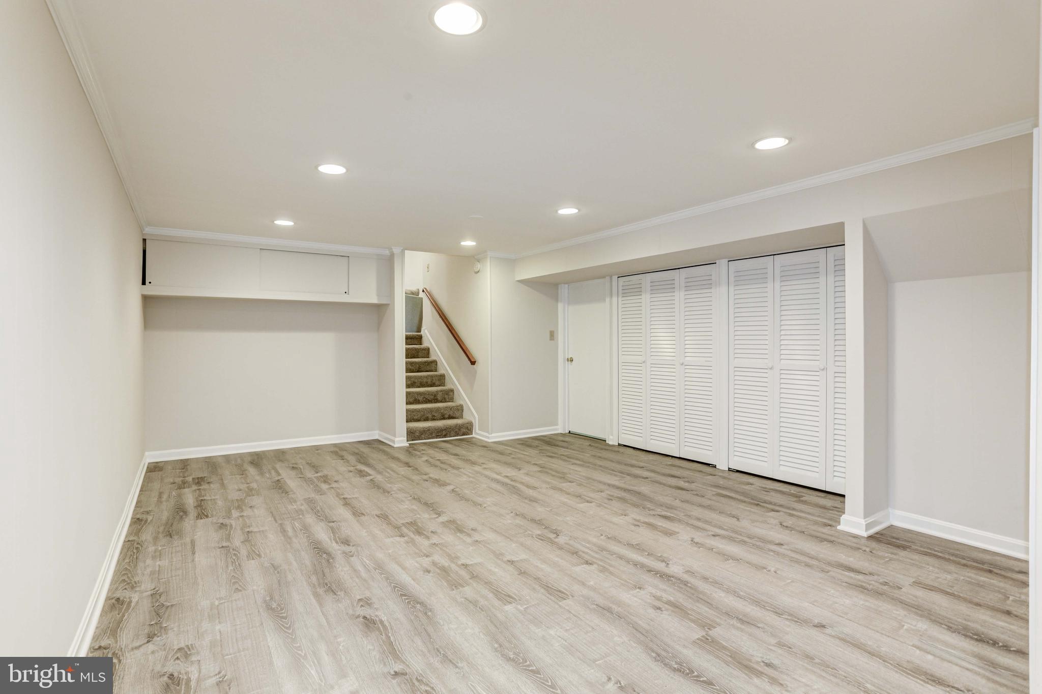 CLARKSBURG OUTSIDE - Residential