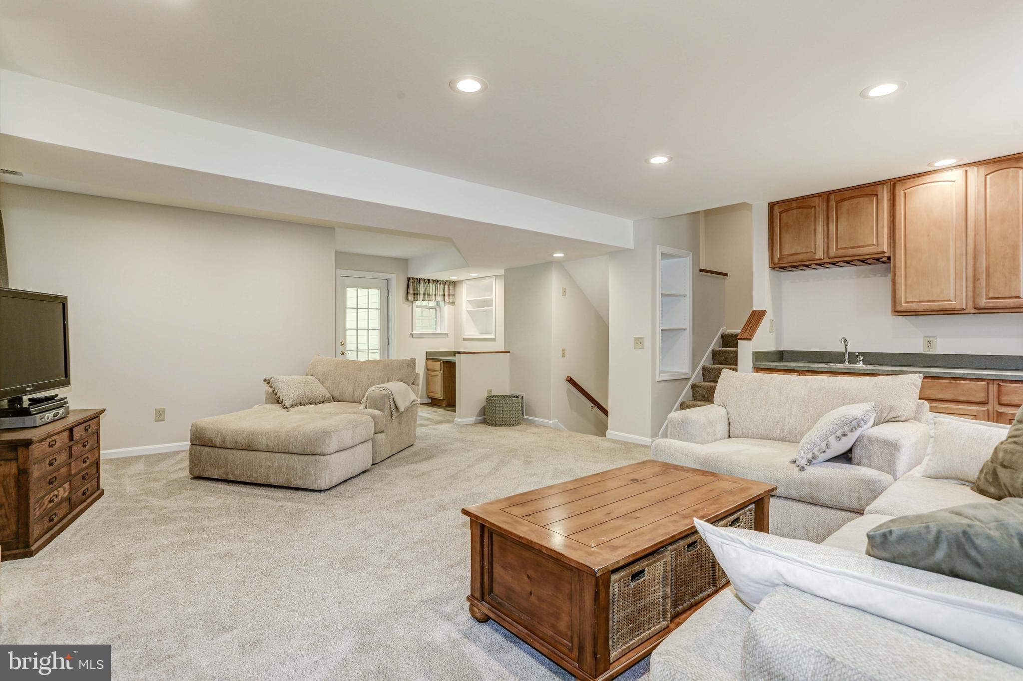 CLARKSBURG OUTSIDE - Residential