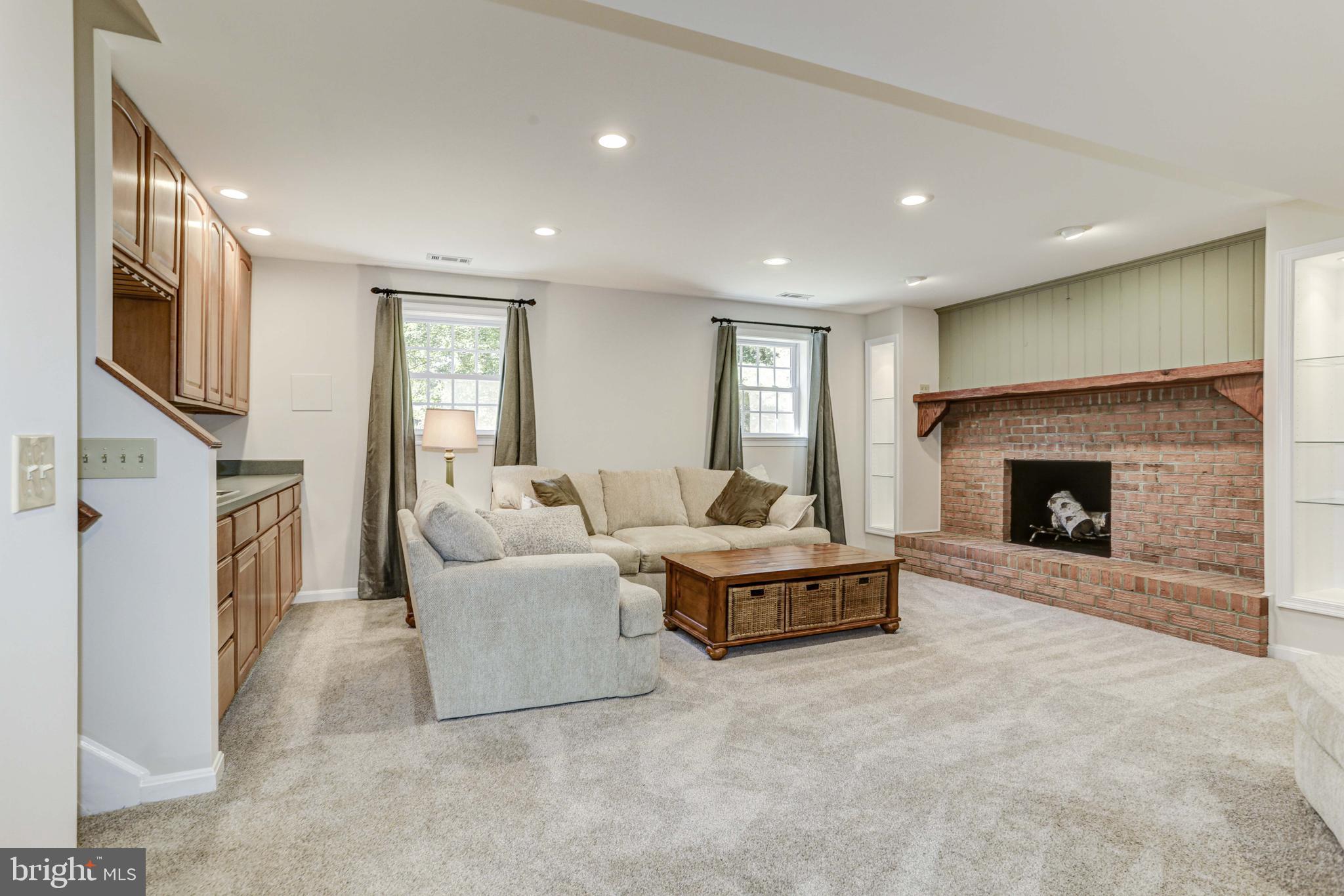 CLARKSBURG OUTSIDE - Residential