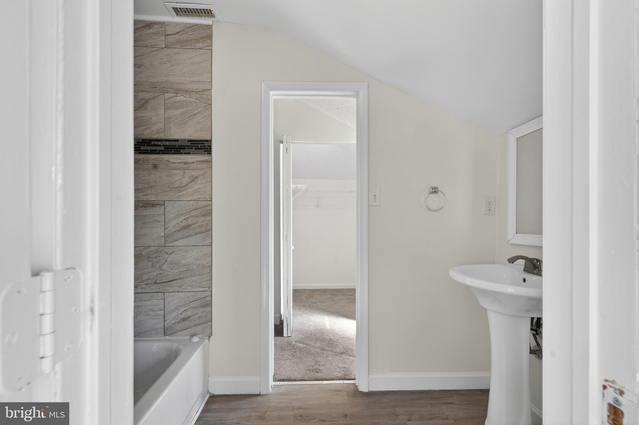 MINQUADALE - Residential