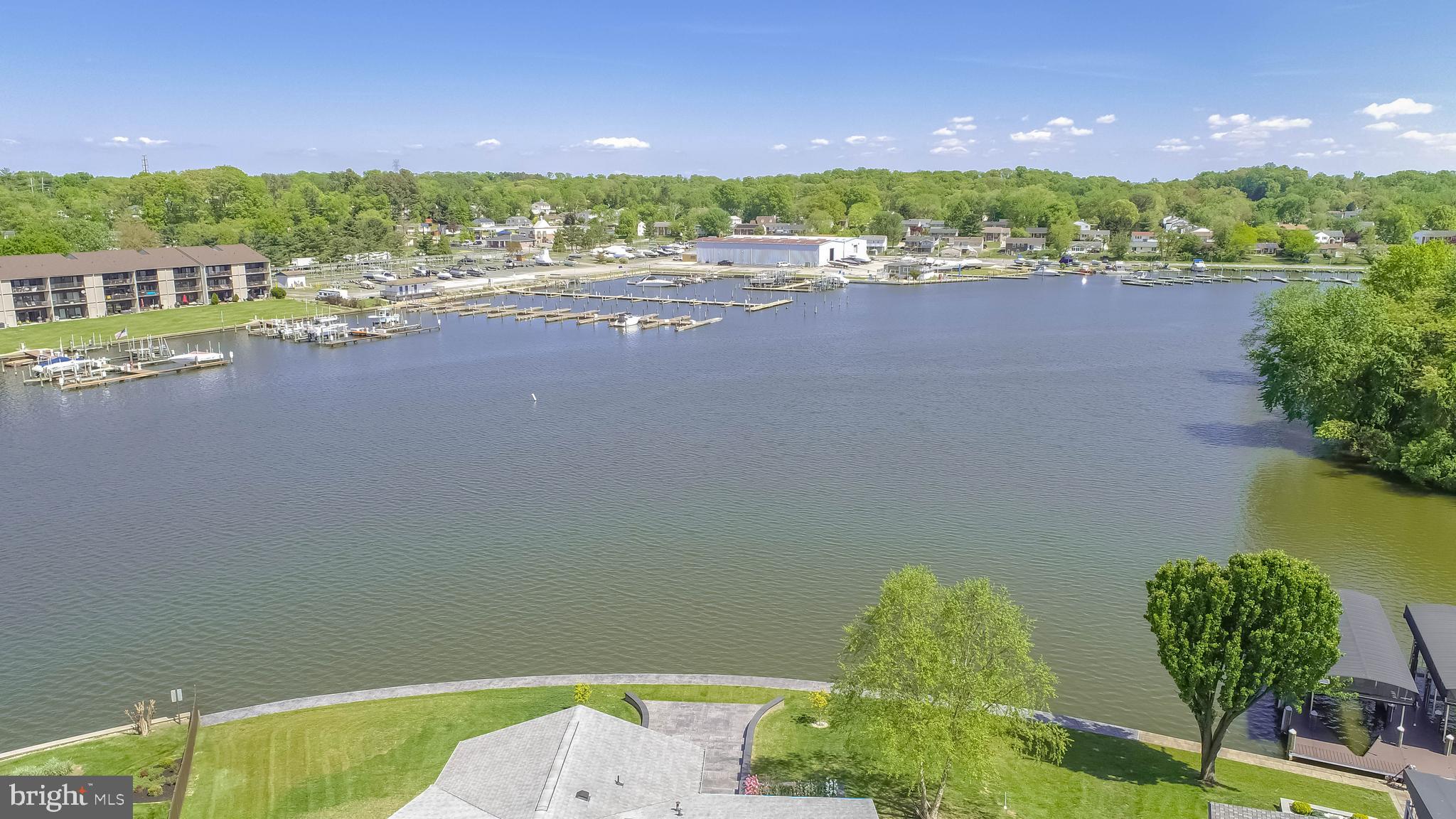 RUMSEY ISLAND - Residential