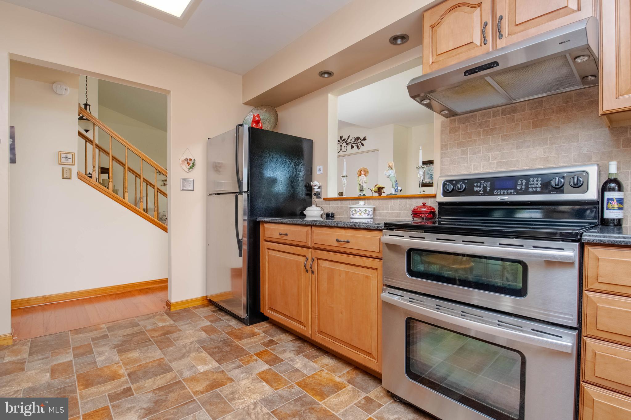 RUMSEY ISLAND - Residential