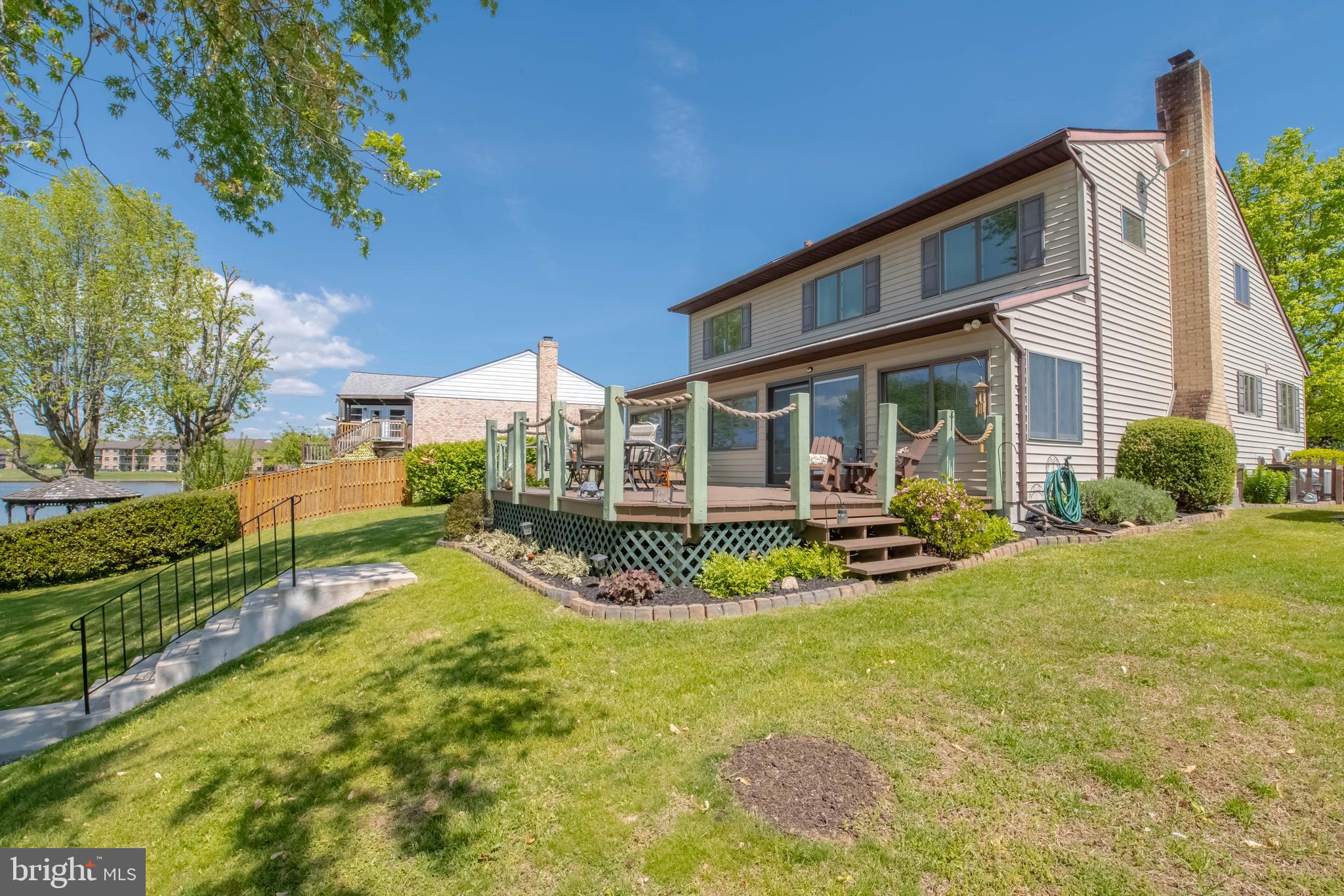RUMSEY ISLAND - Residential