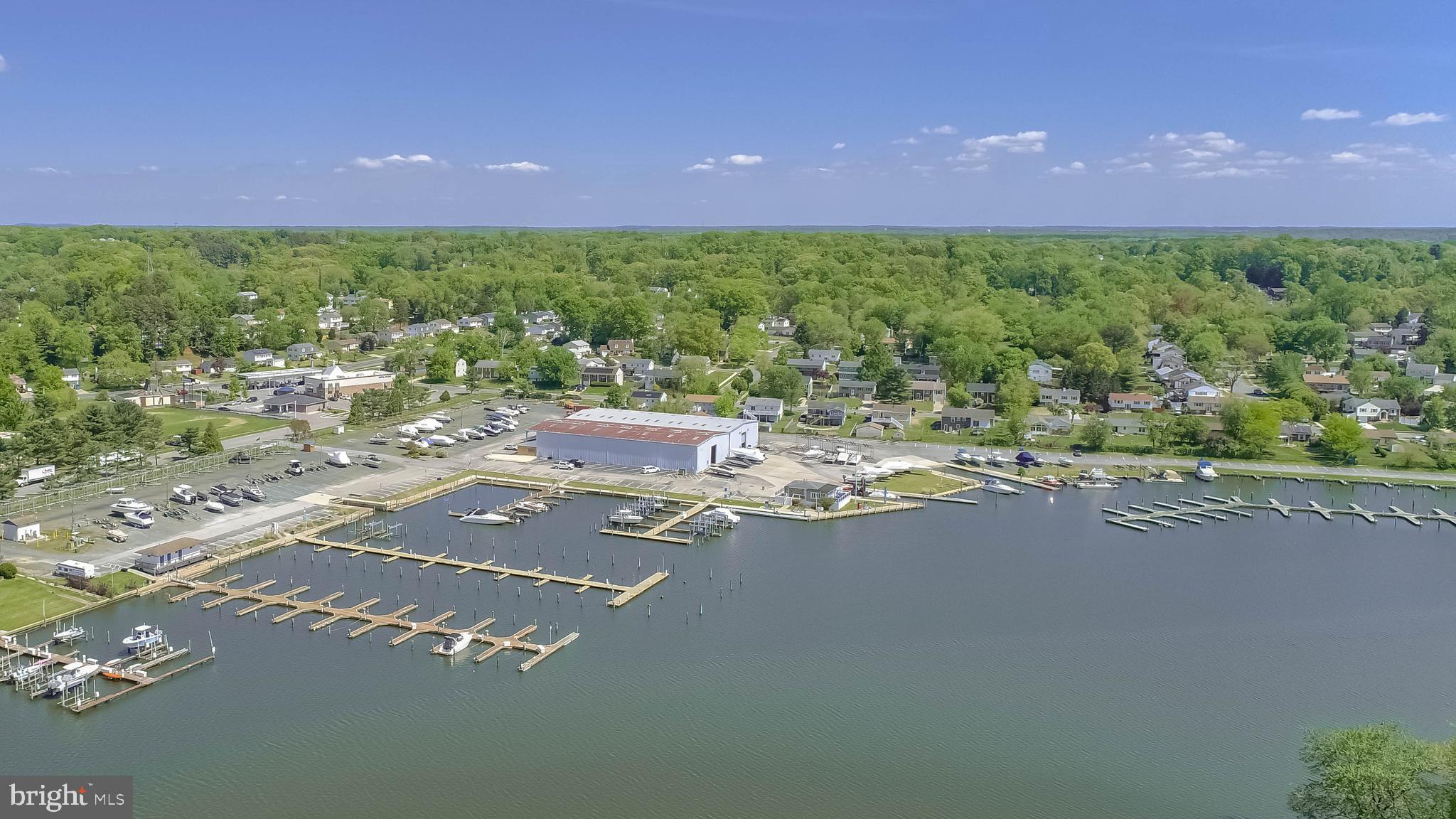 RUMSEY ISLAND - Residential