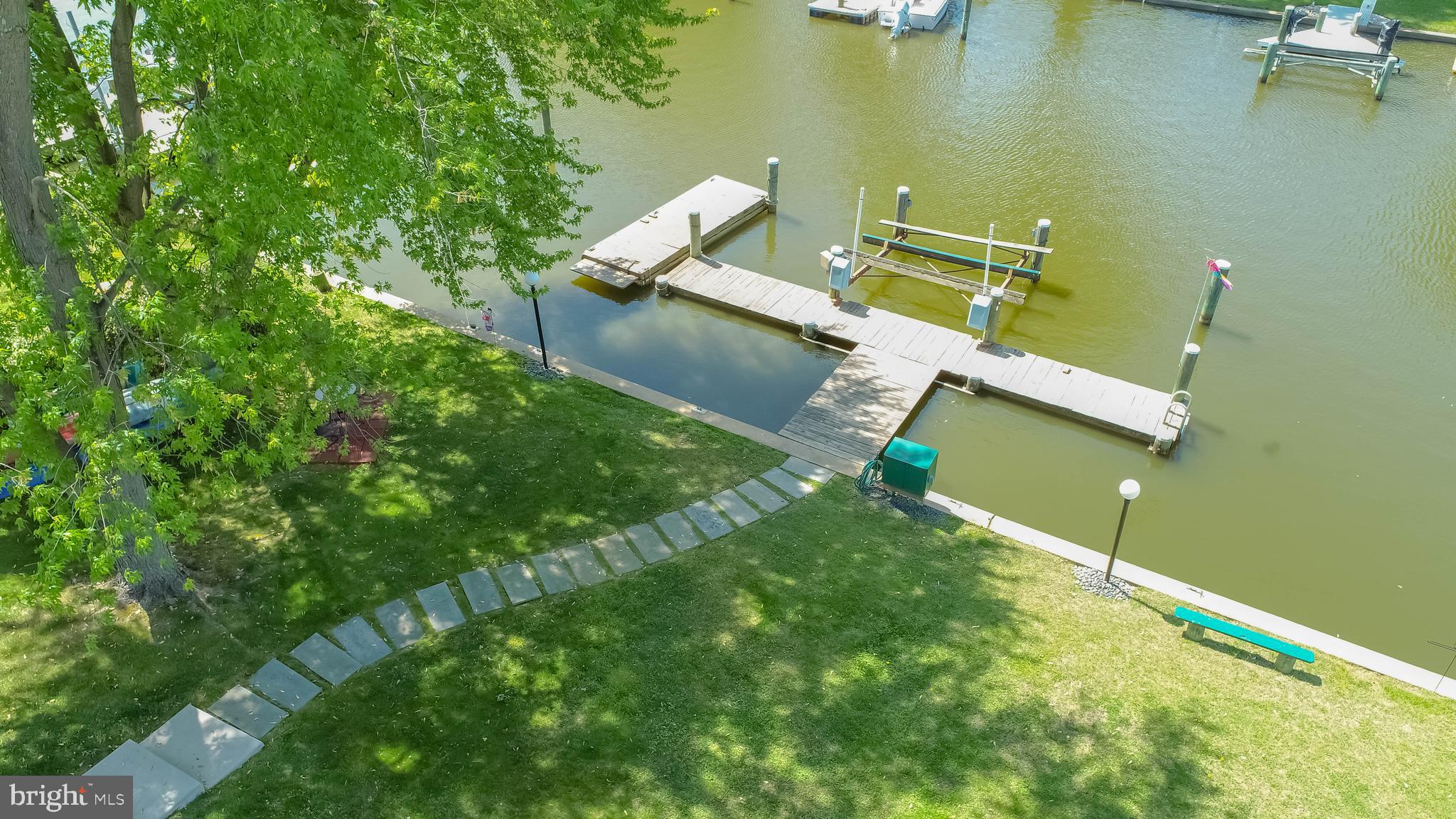 RUMSEY ISLAND - Residential