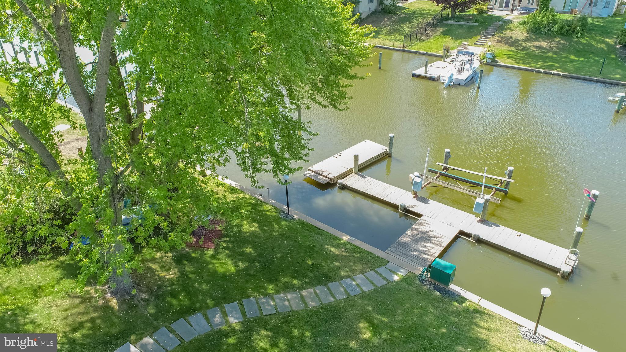 RUMSEY ISLAND - Residential