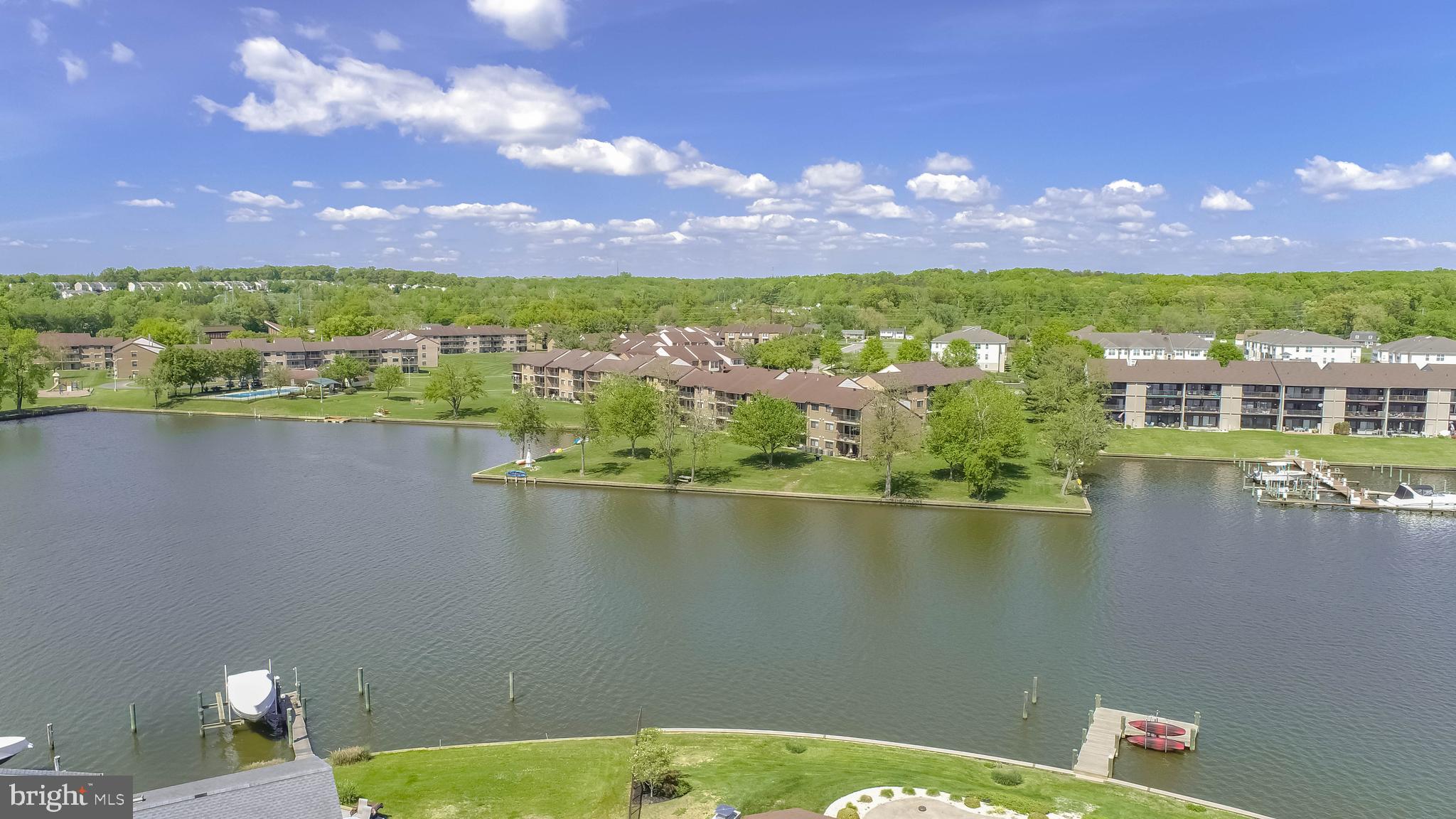 RUMSEY ISLAND - Residential