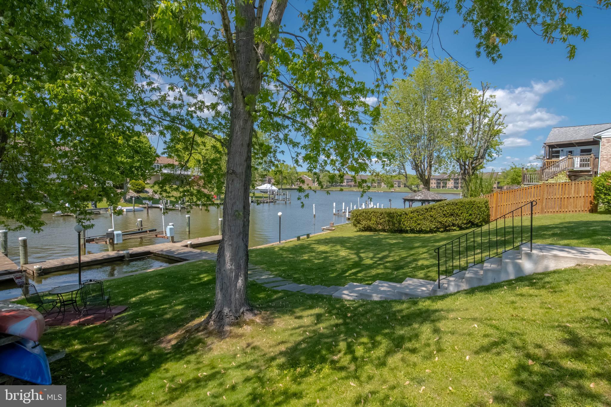 RUMSEY ISLAND - Residential