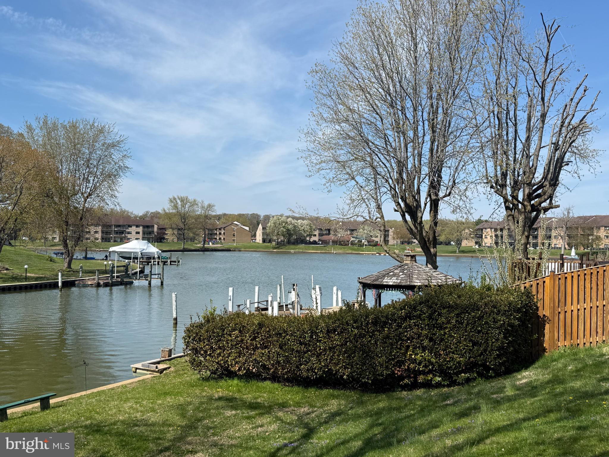 RUMSEY ISLAND - Residential