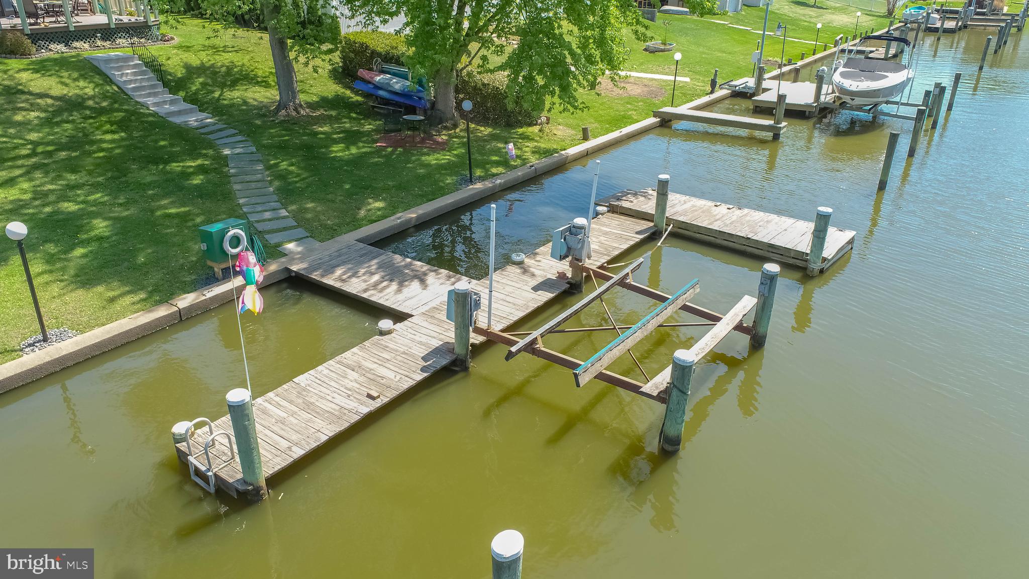 RUMSEY ISLAND - Residential