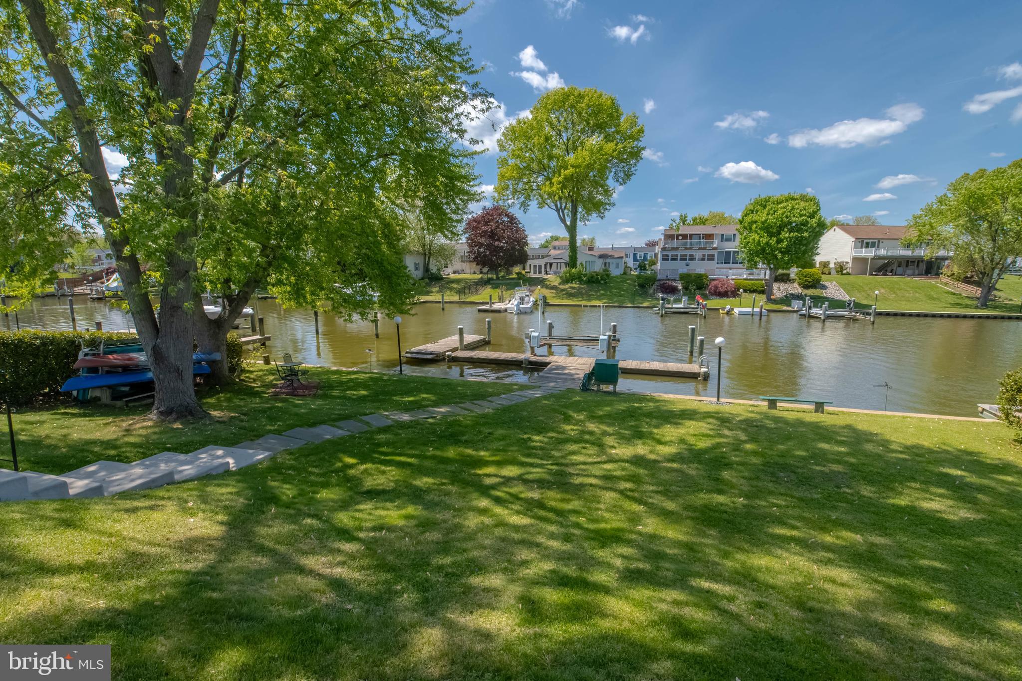 RUMSEY ISLAND - Residential