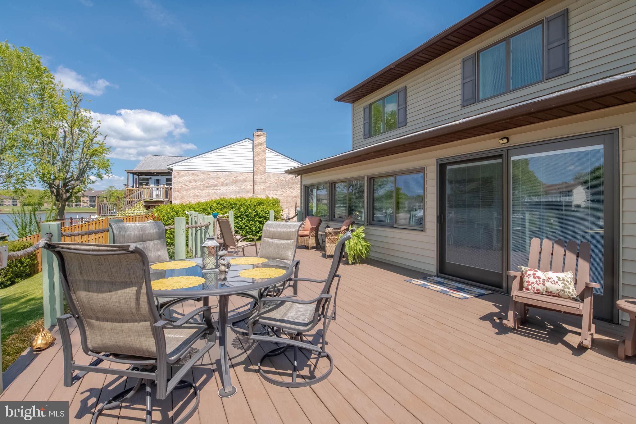 RUMSEY ISLAND - Residential
