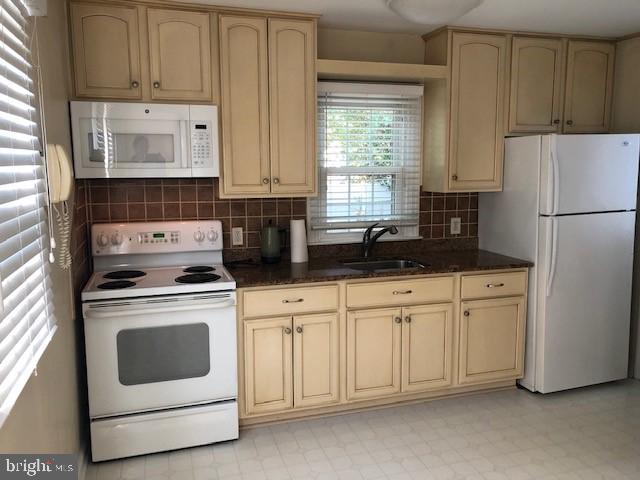 ADMIRAL HEIGHTS - Residential Lease