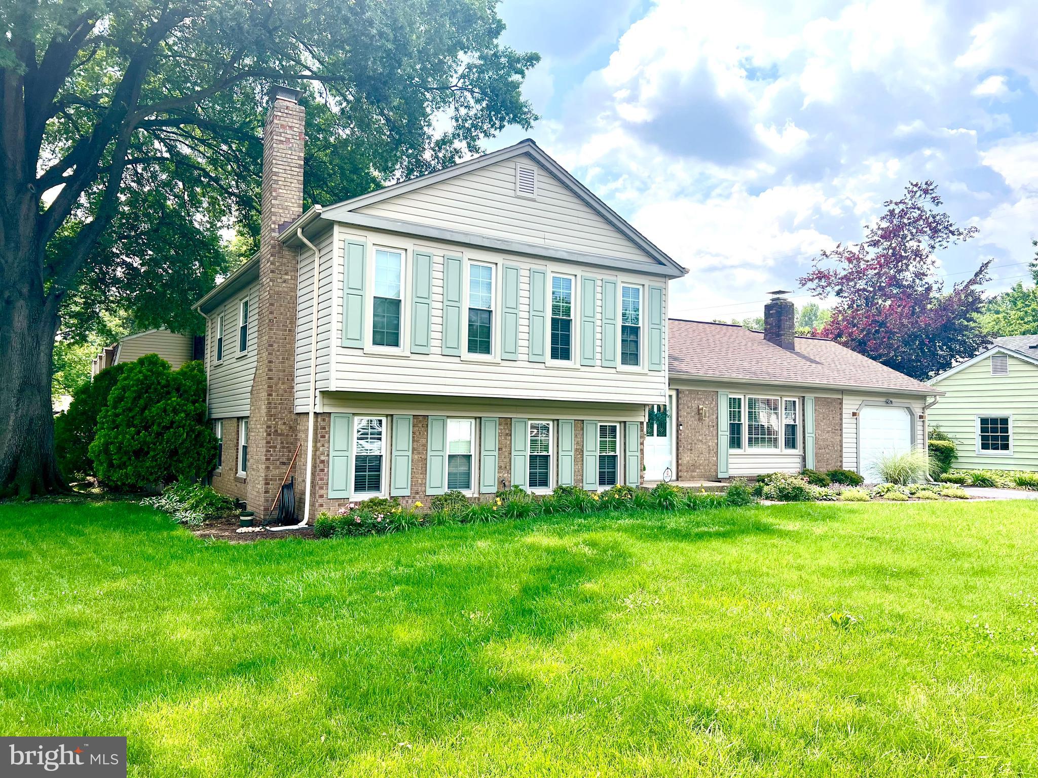 7829 WELCH COURT