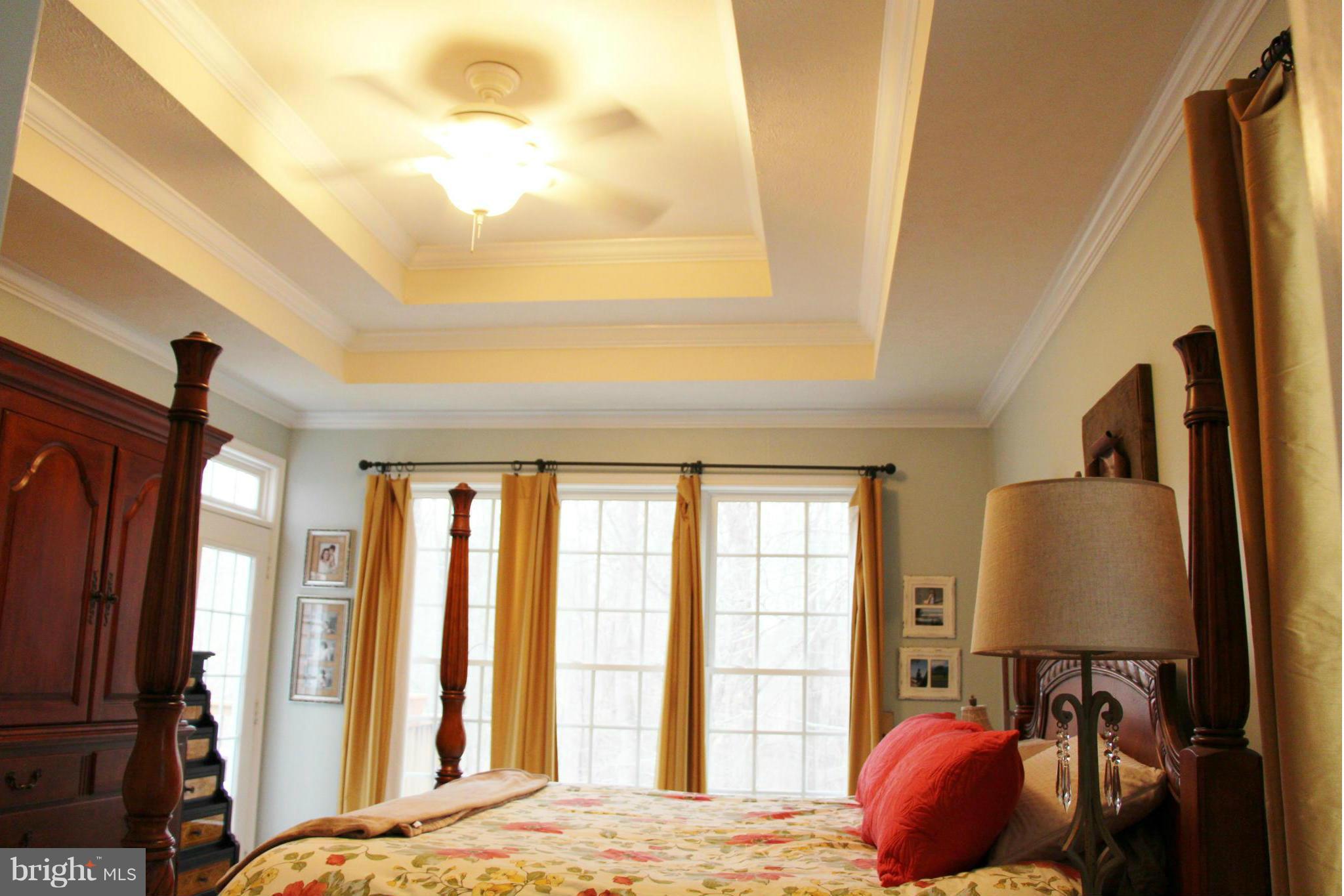 CARRIAGE CROSSING - Residential