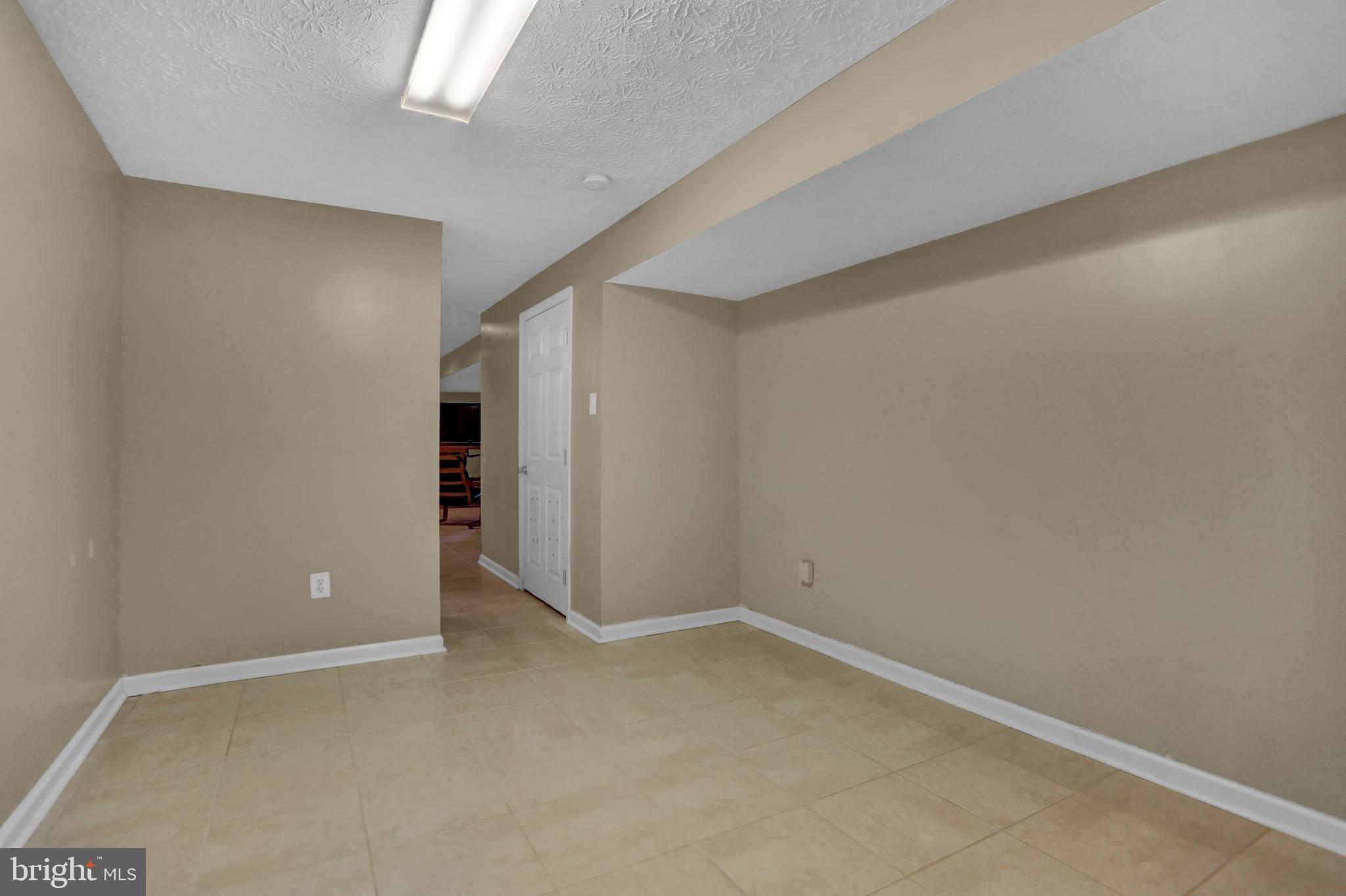 CHAPEL CROSSING - Residential