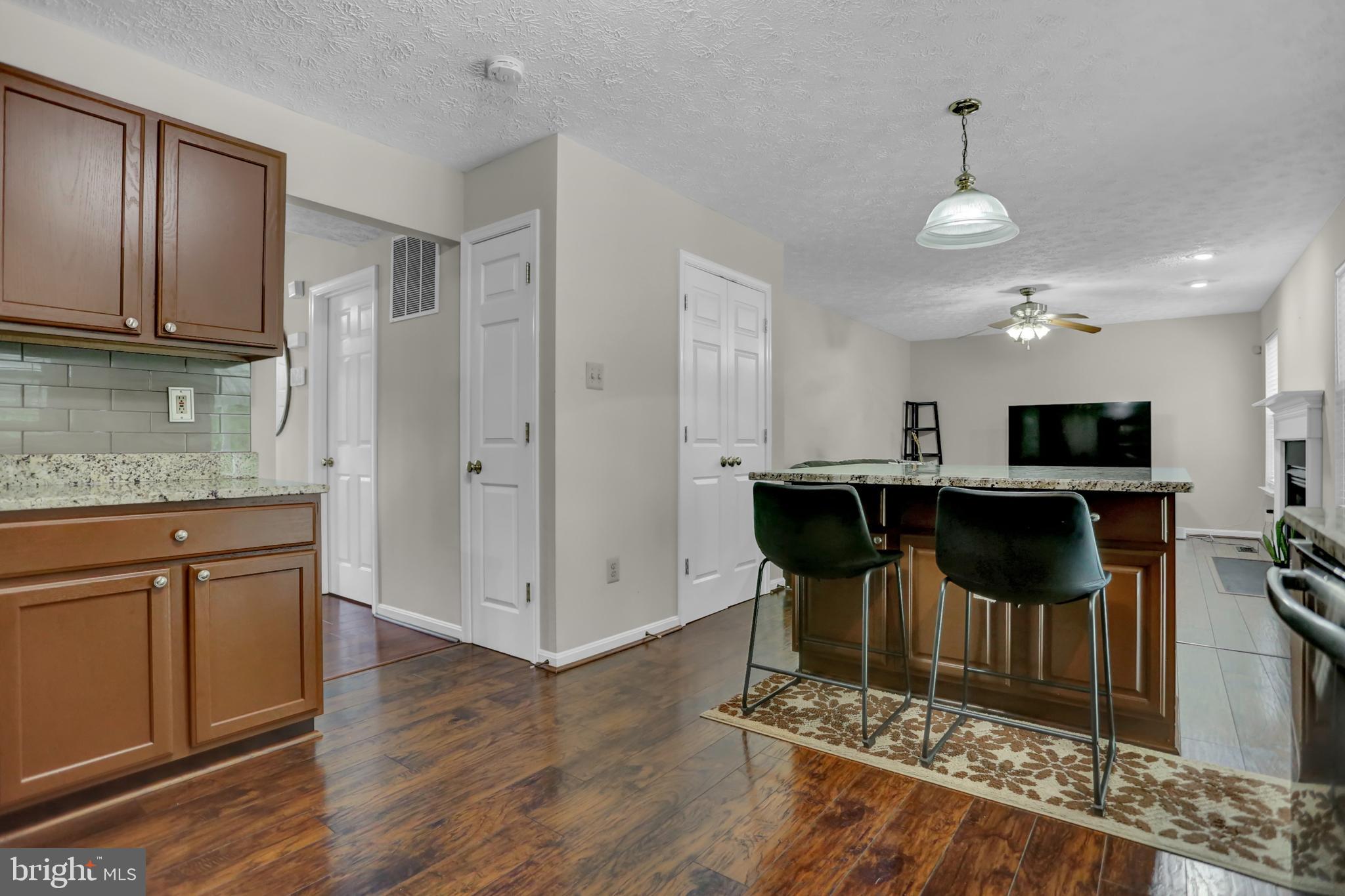 CHAPEL CROSSING - Residential