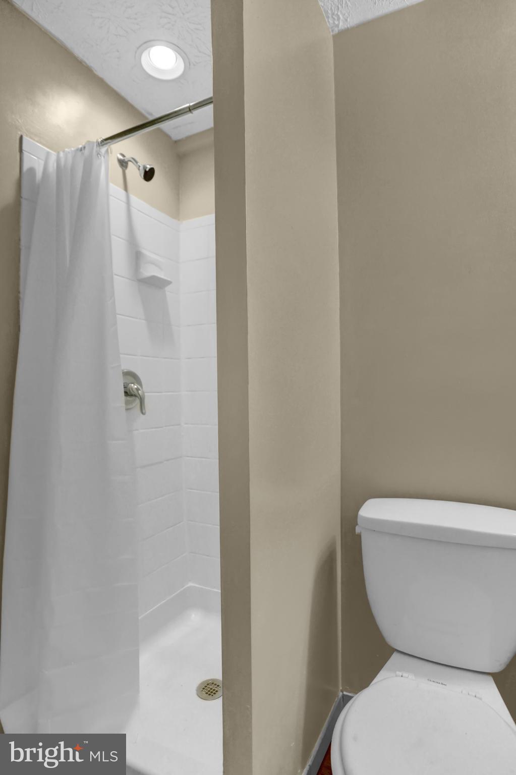 CHAPEL CROSSING - Residential