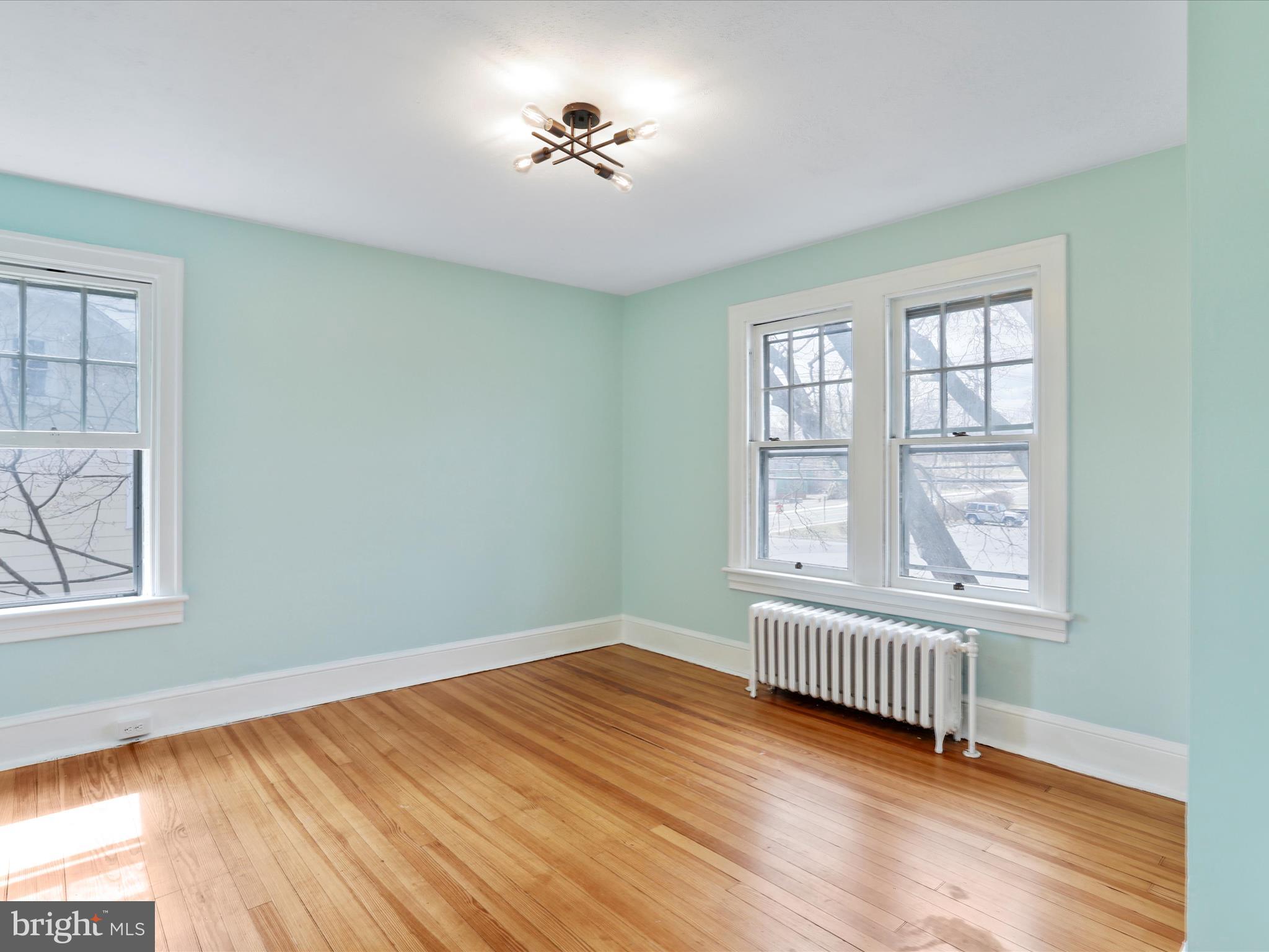 HAGERSTOWN - Residential