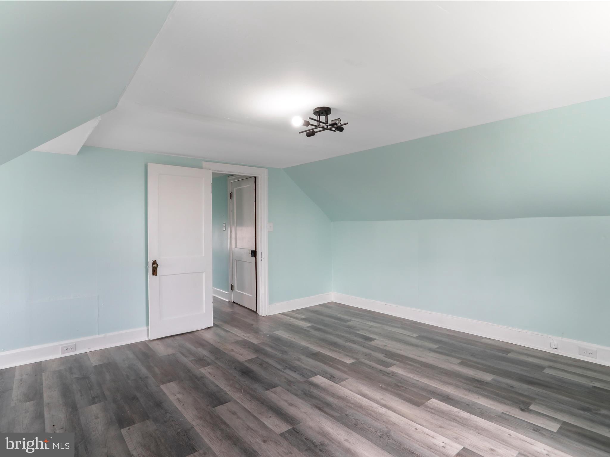 HAGERSTOWN - Residential