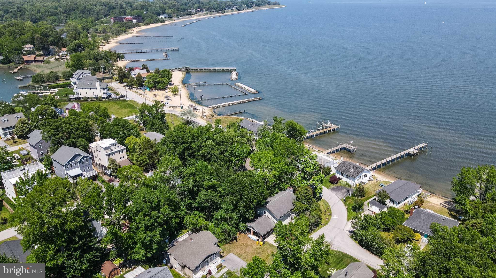OYSTER HARBOR - Residential