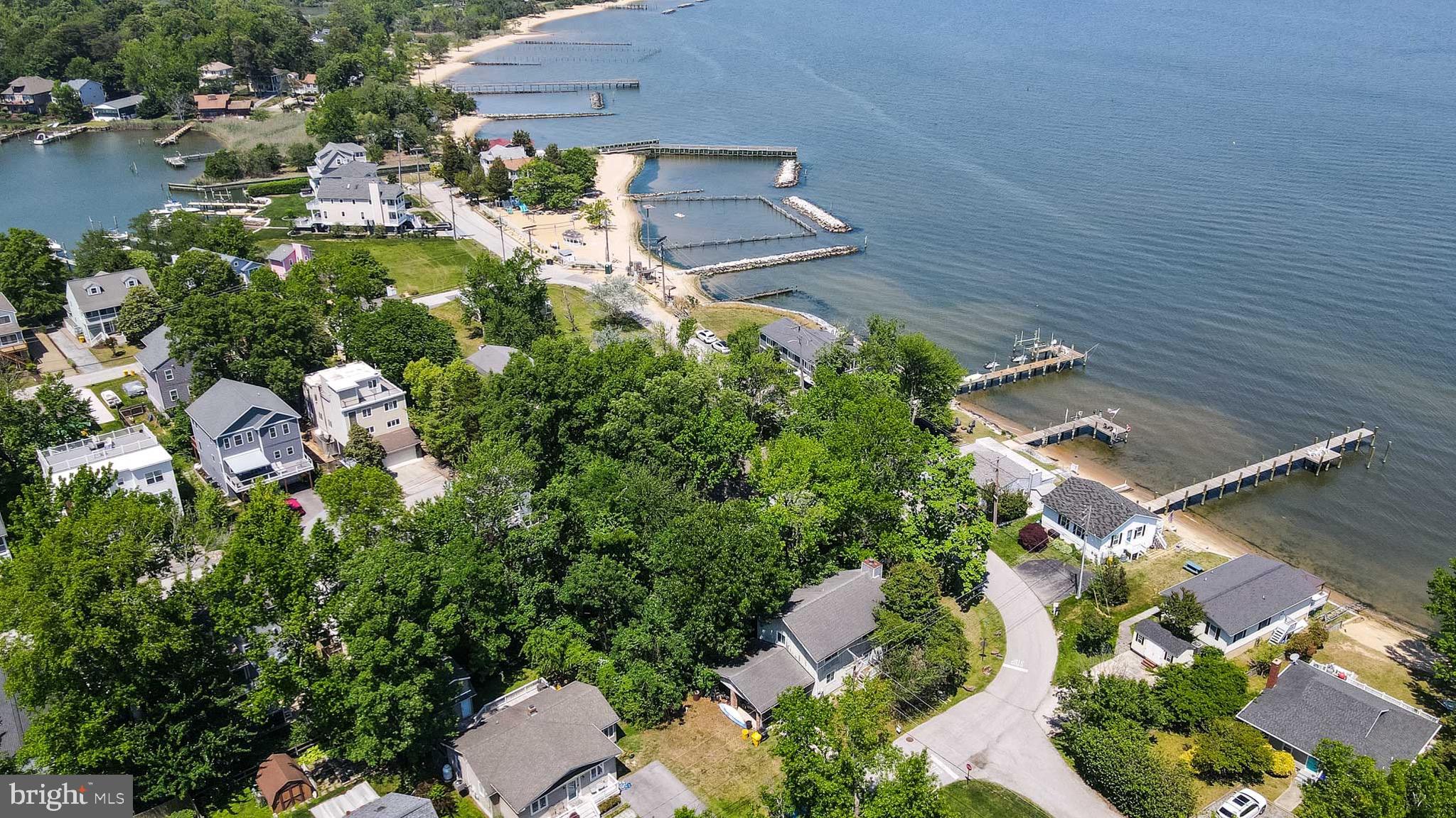 OYSTER HARBOR - Residential