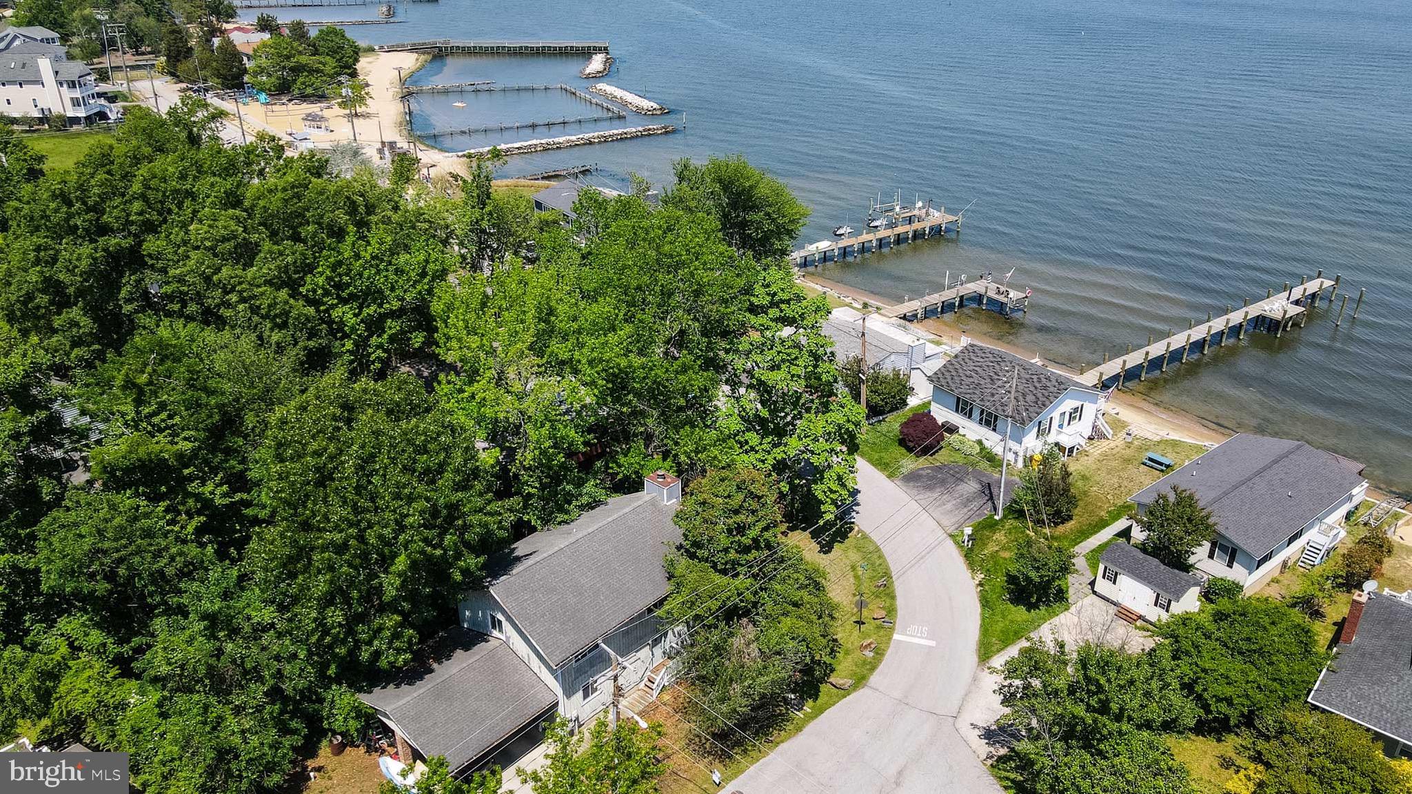 OYSTER HARBOR - Residential