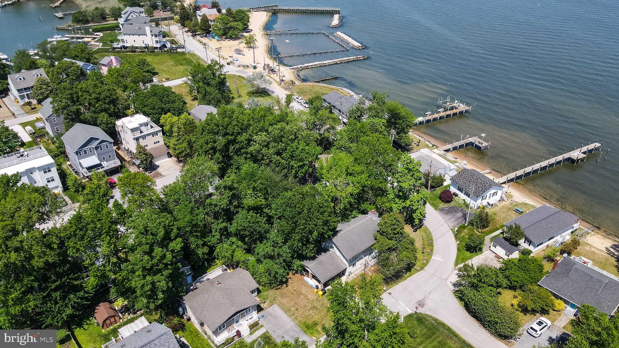 OYSTER HARBOR - Residential