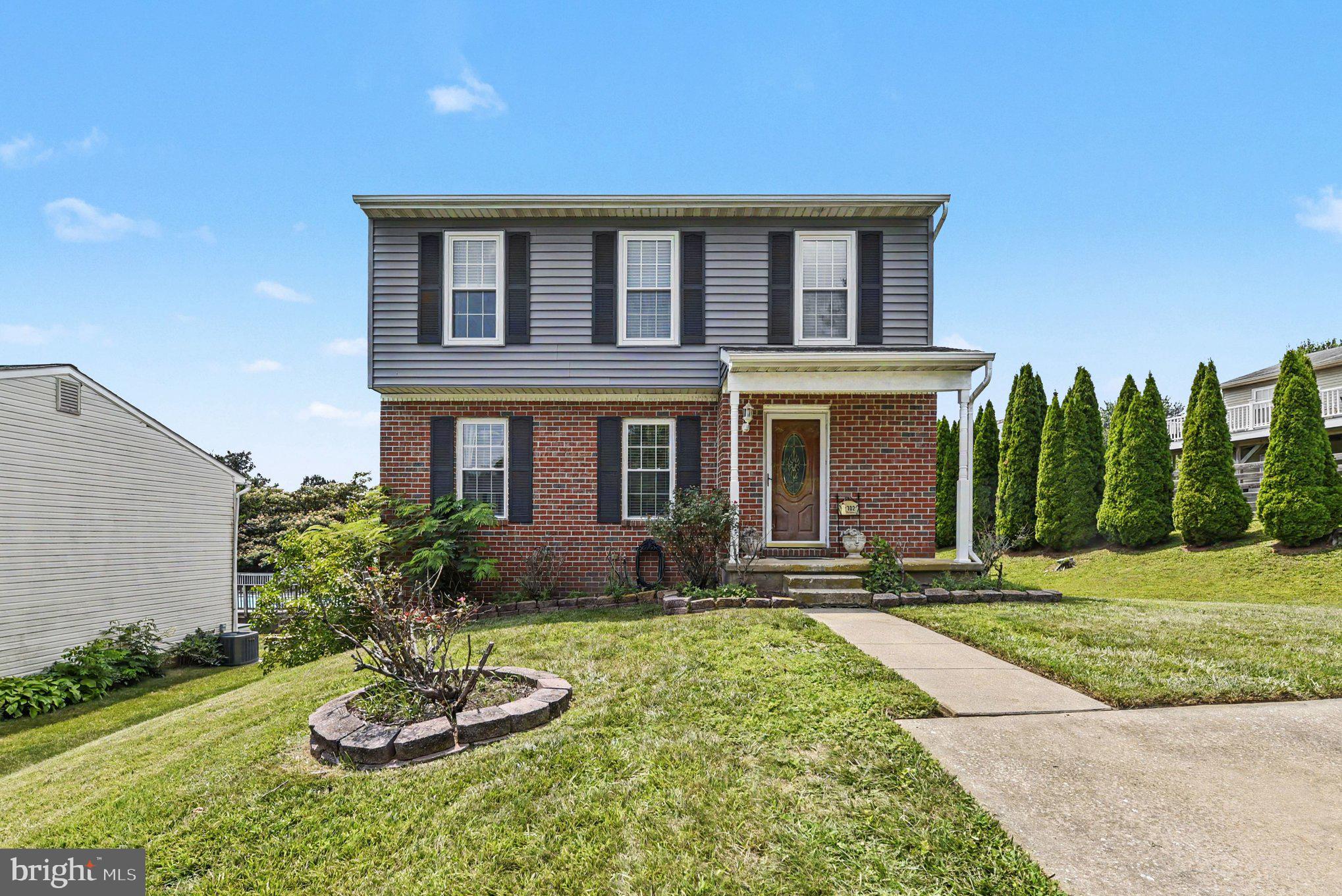 702 FOOT HILL ROAD