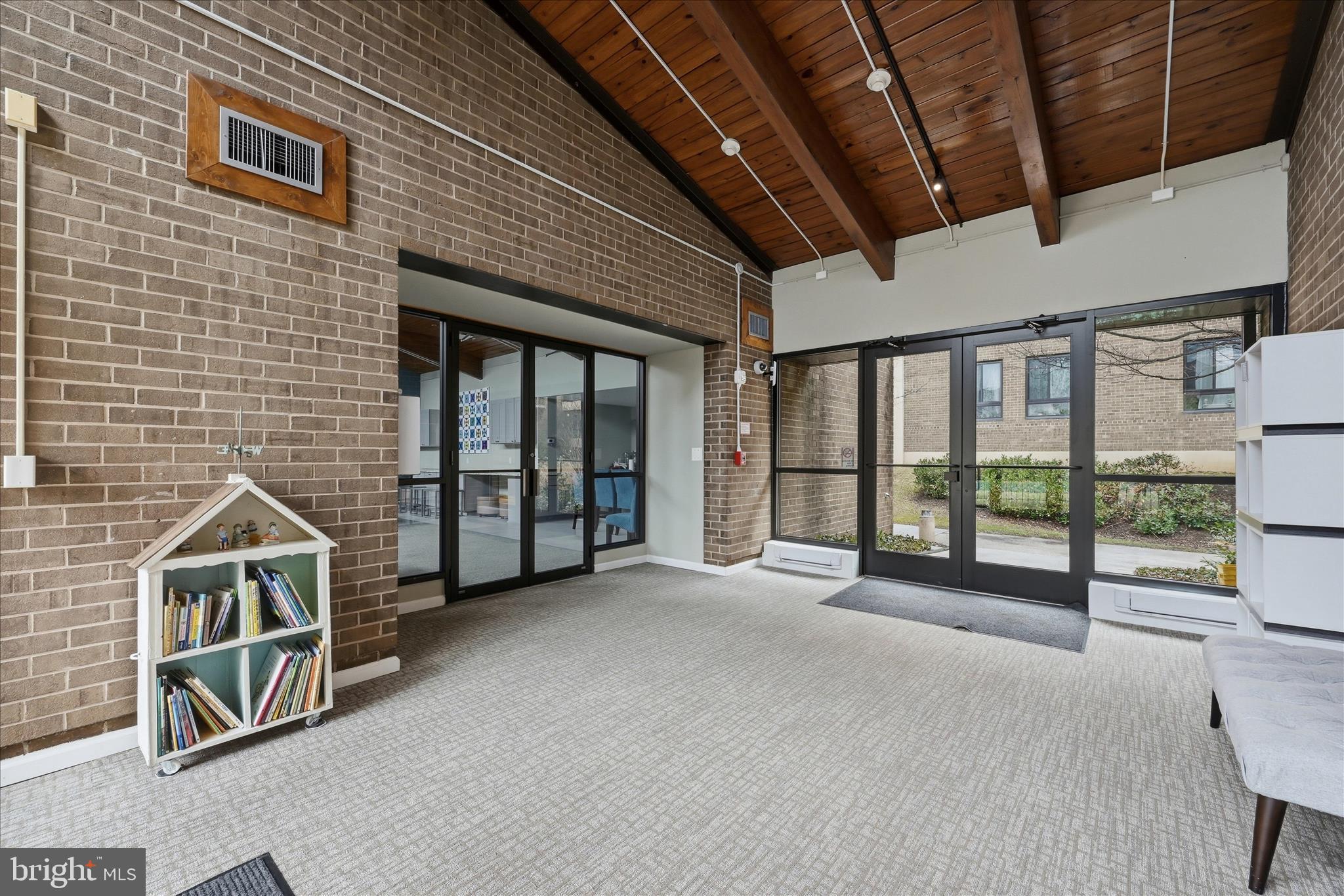 THE PLAZA - Residential