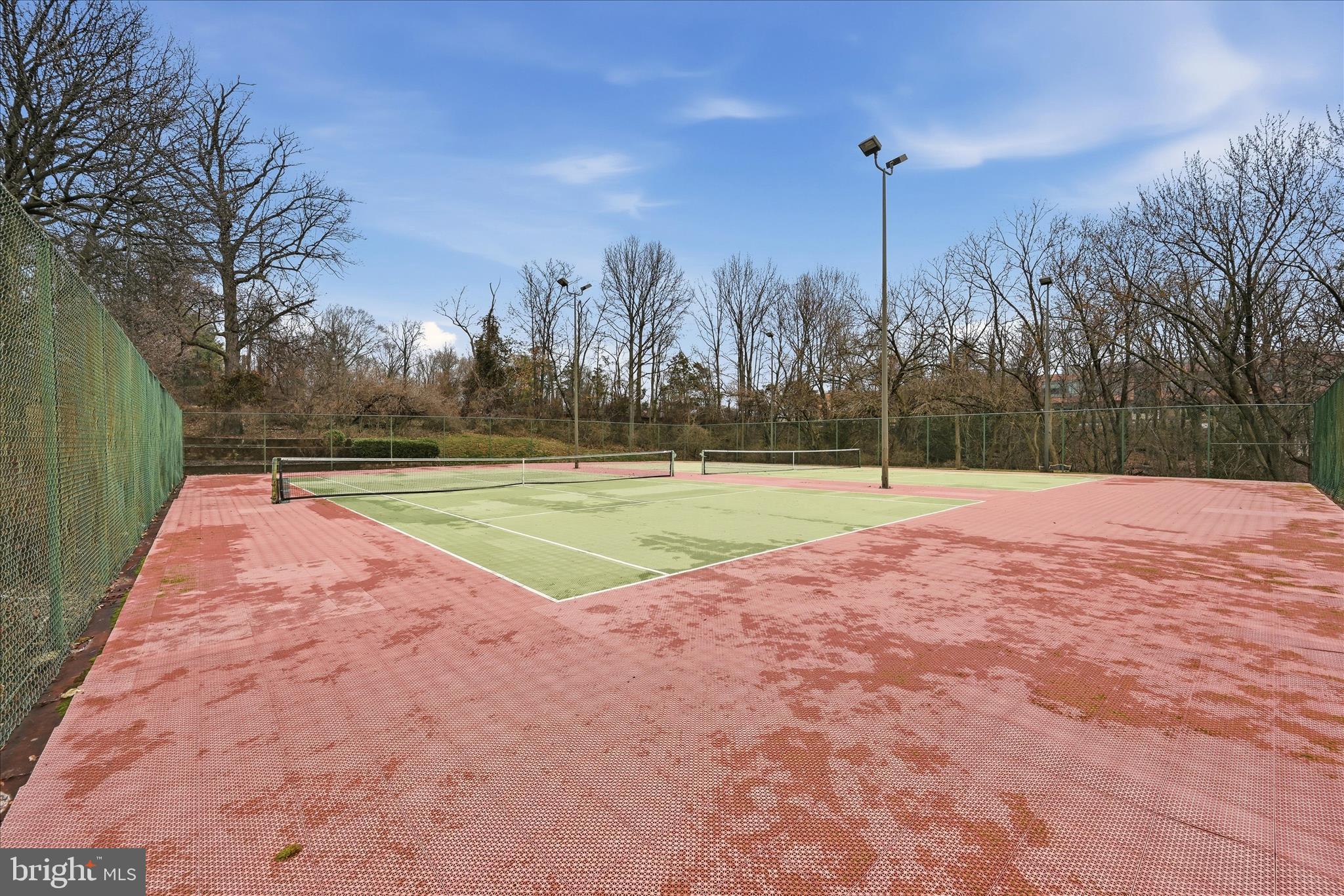 THE PLAZA - Residential