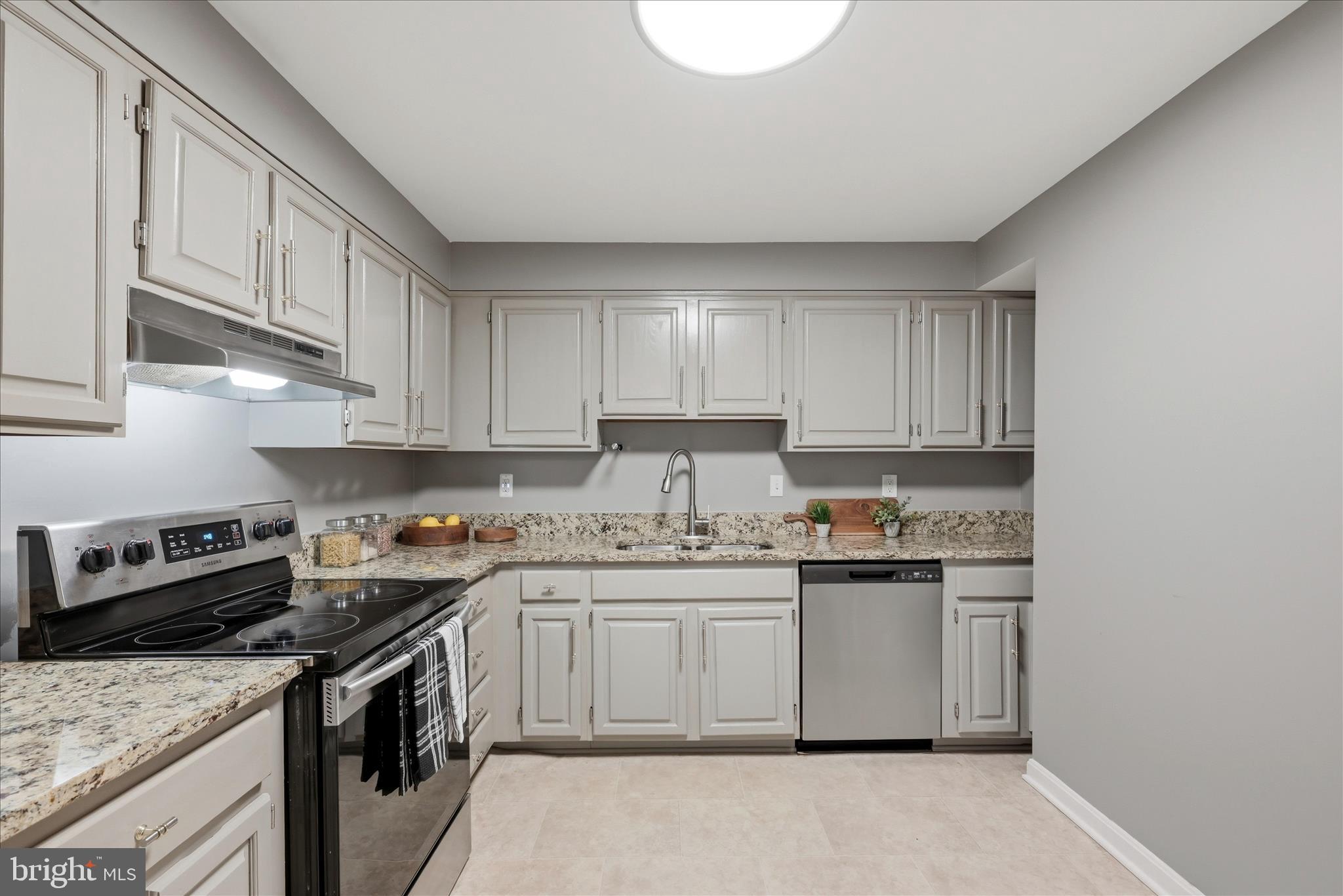 803 N HOWARD STREET 152