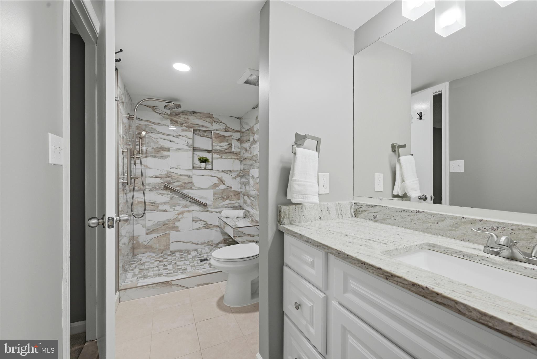 THE PLAZA - Residential